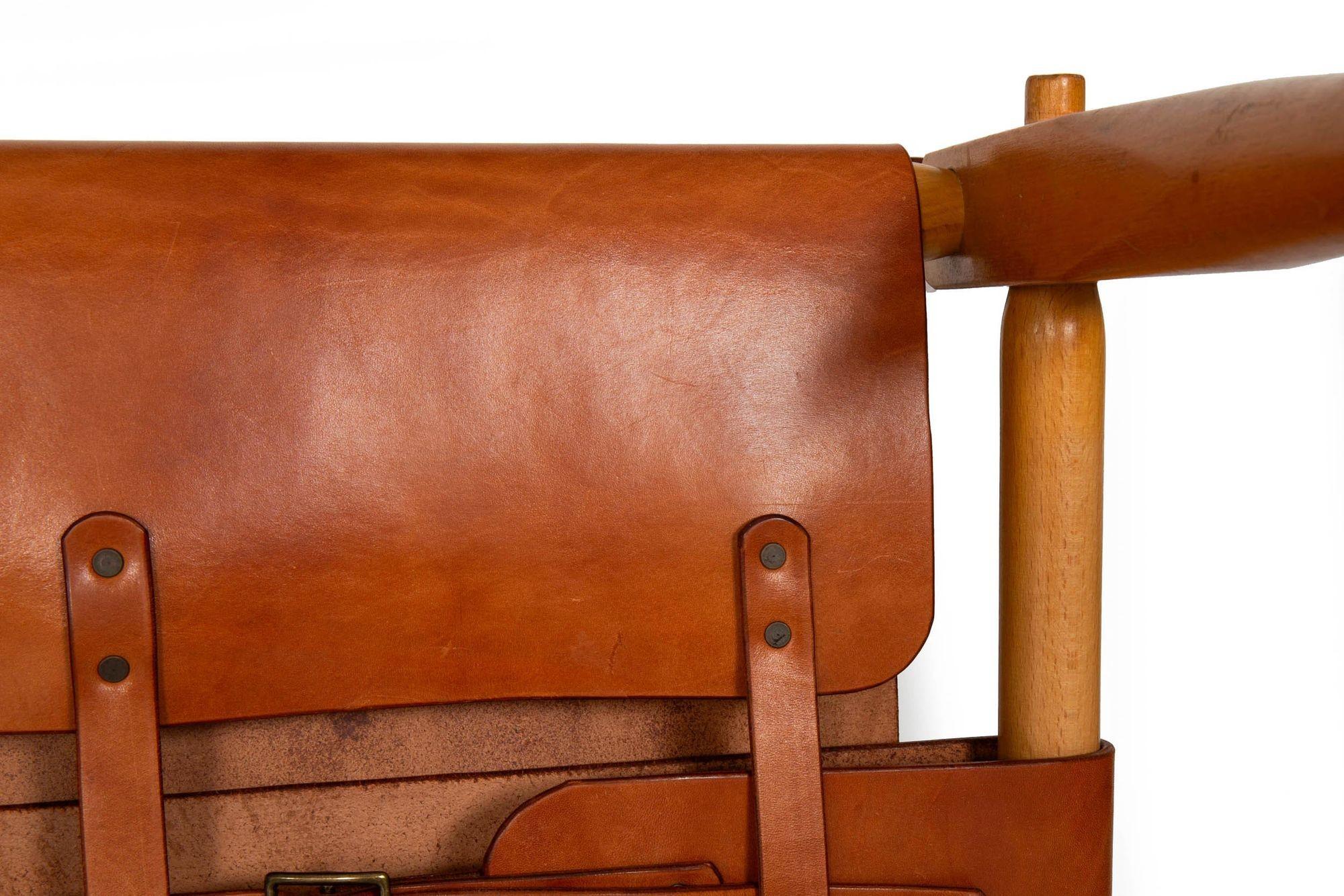 Chaises Safari en cuir Brown Vintage Mid-Century Modern attr. Wilhelm Kienzle en vente 14