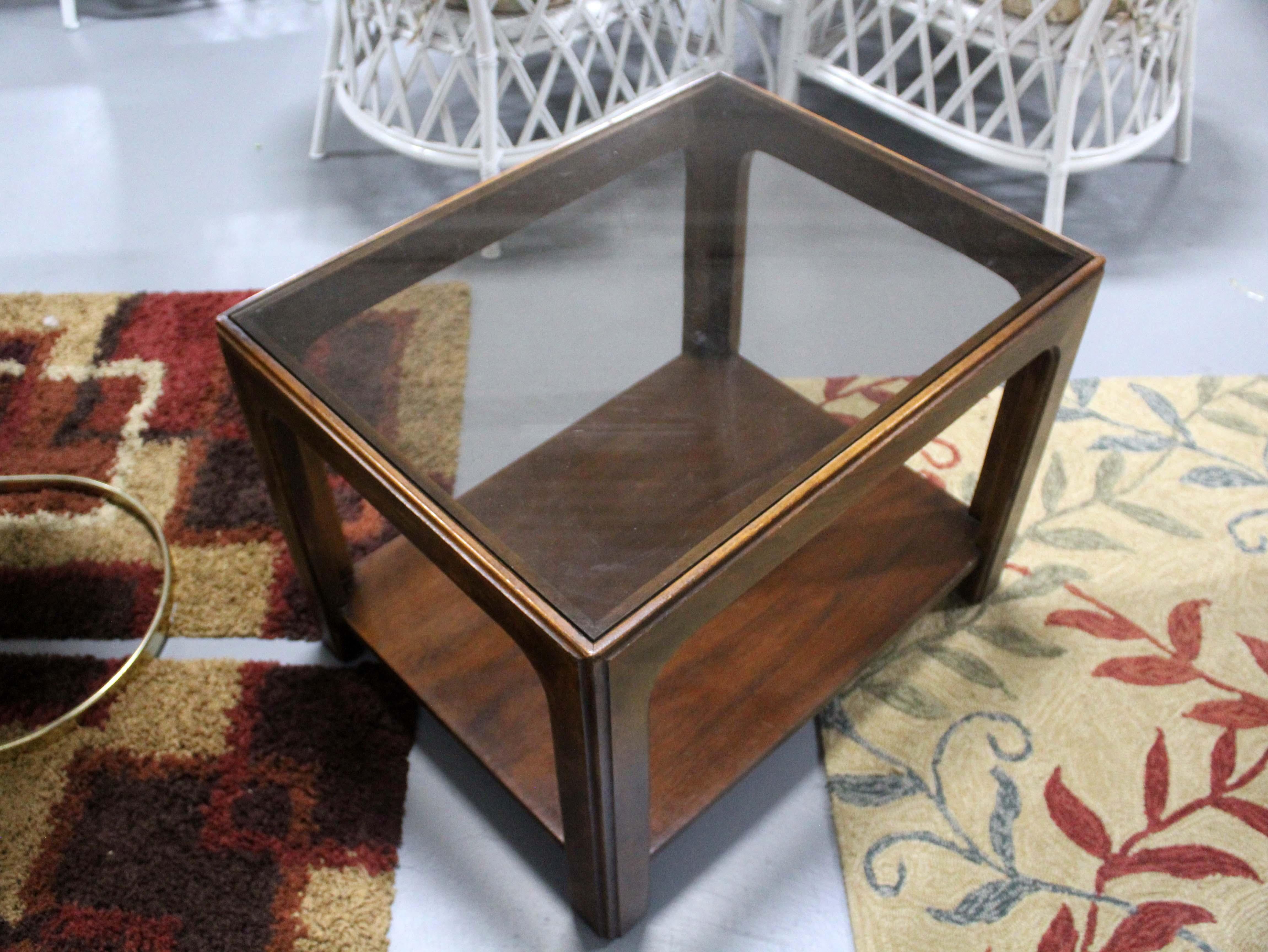 For your consideration is this classic clean-line Brown Saltman square walnut & glass side table. Dimensions: 27