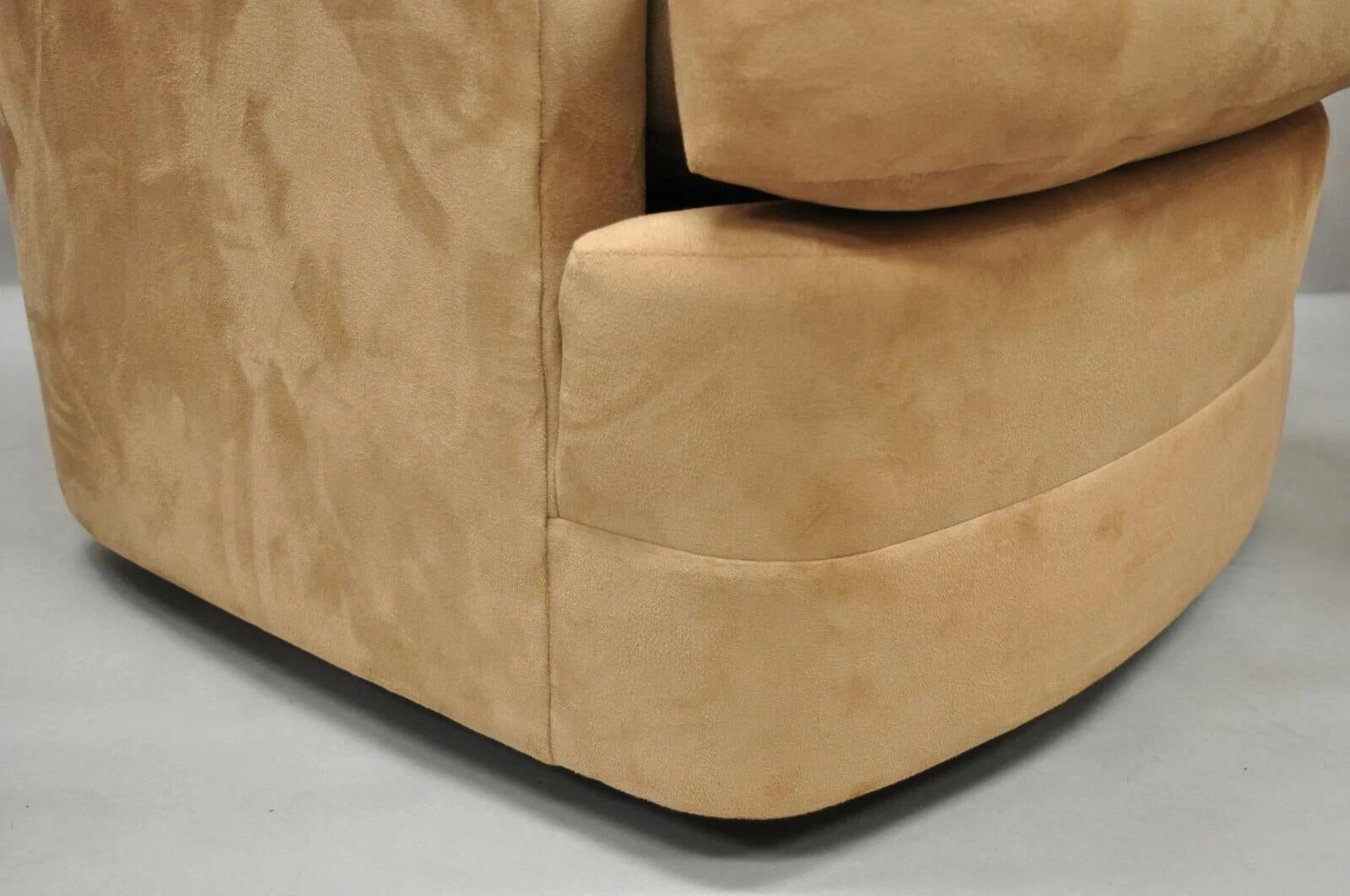Vintage Mid Century Modern Brown Swivel Lounge Club Chairs - a Pair Bon état - En vente à Philadelphia, PA