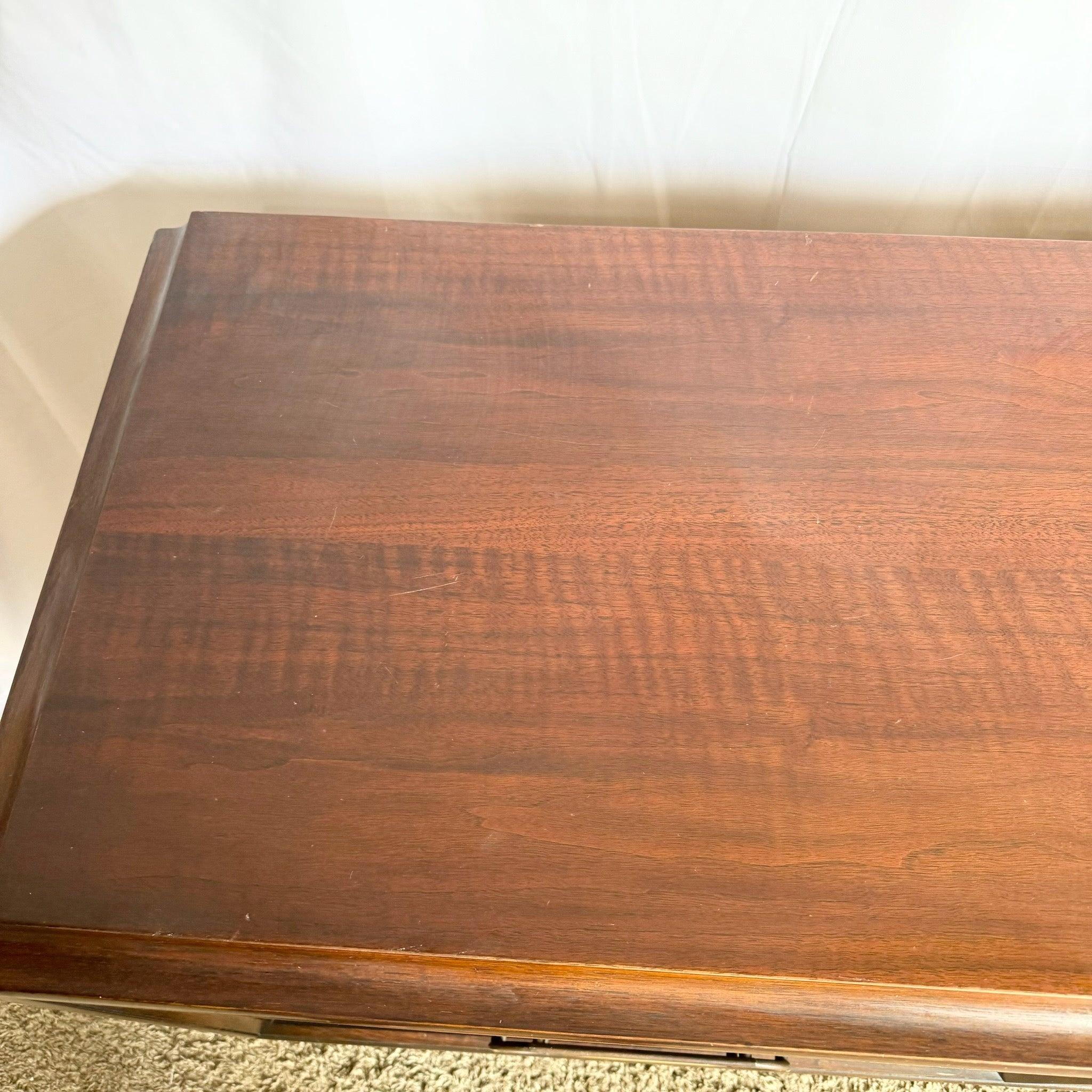 Vintage Mid Century Modern Burl Wood Dresser by Thomasville For Sale 4
