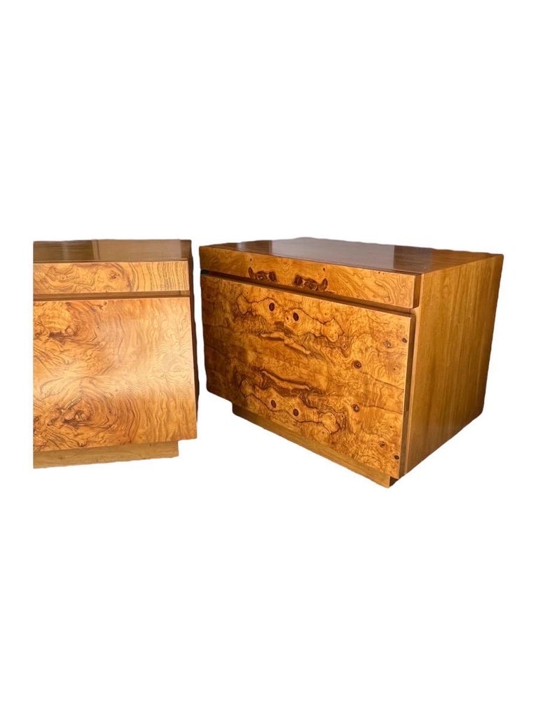Vintage MidCentury Modern Burl Wood End Table or Night Stand Set of Two For Sale at 1stDibs