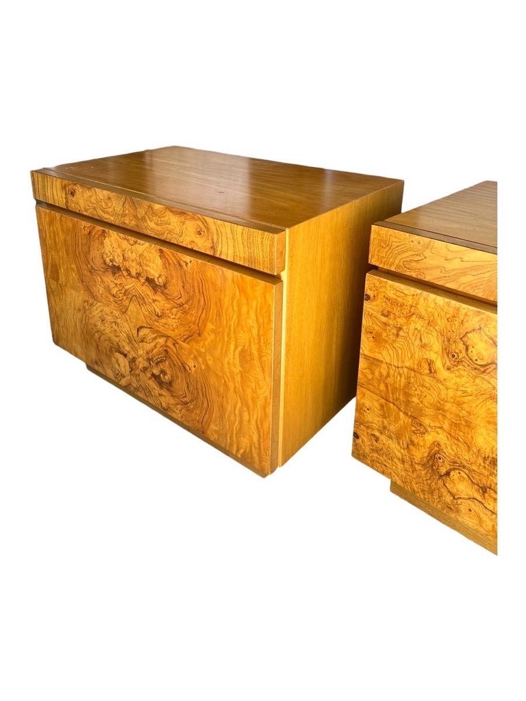 Vintage MidCentury Modern Burl Wood End Table or Night Stand Set of Two For Sale at 1stDibs
