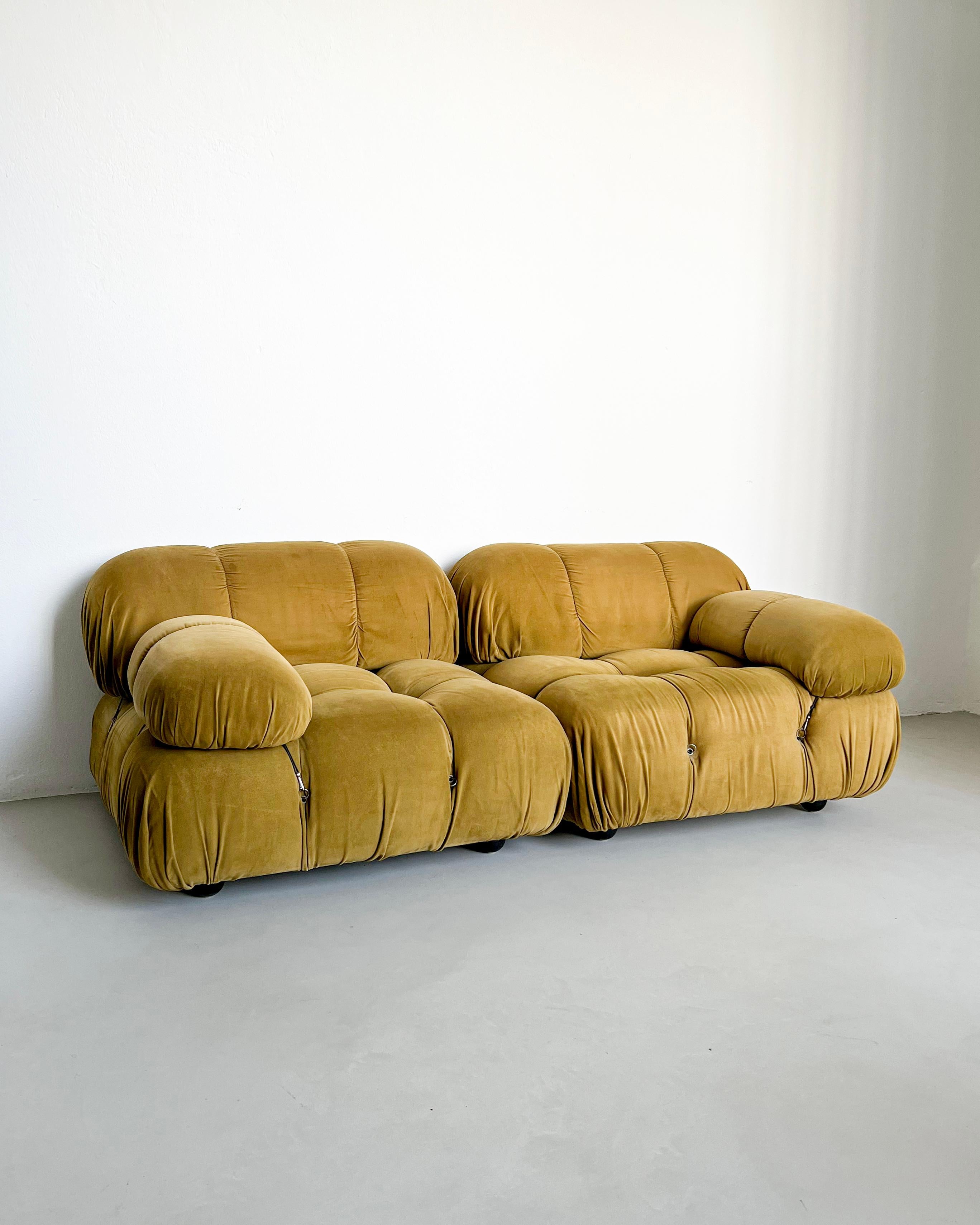 Vintage Mid-Century Modern "Camaleonda" Sofa by Mario Bellini for C&B, Italia For Sale
