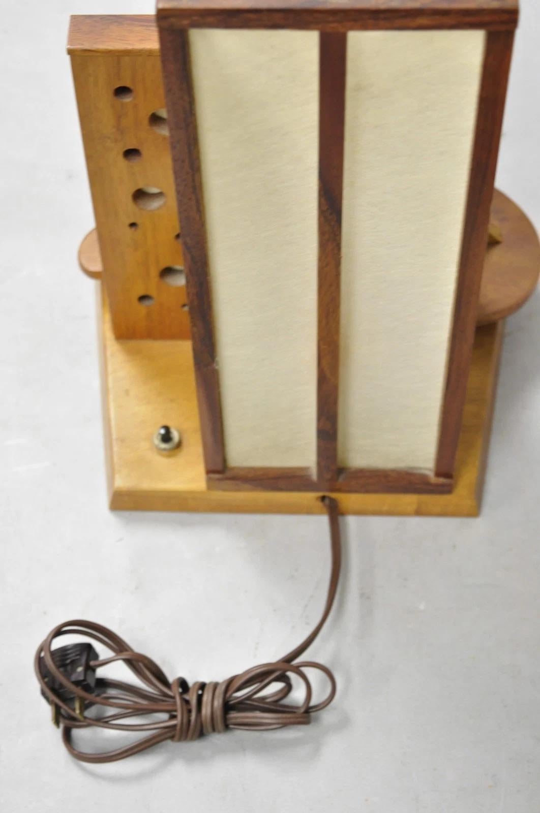 Vintage Mid Century Modern Carved Hawaiian Koa Wood Palm Tree Tiki Table Lamp en venta 5