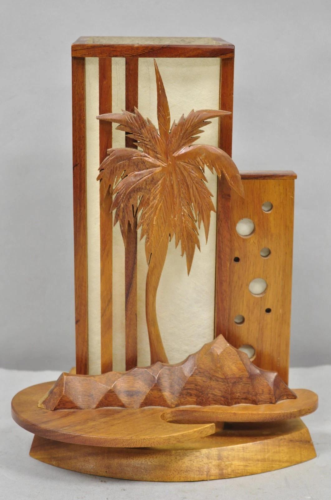 Vintage Mid Century Modern Carved Hawaiian Koa Wood Palm Tree Tiki Table Lamp en venta 8