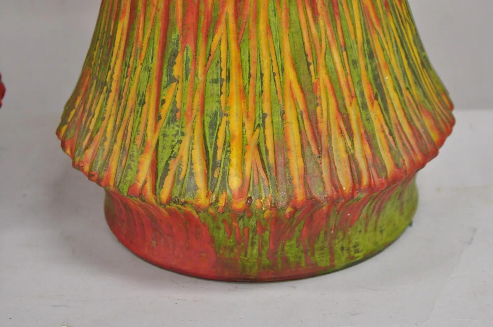 Paire de lampes de table vintage en céramique verte orange flammée, de style moderne du milieu du siècle dernier Bon état - En vente à Philadelphia, PA