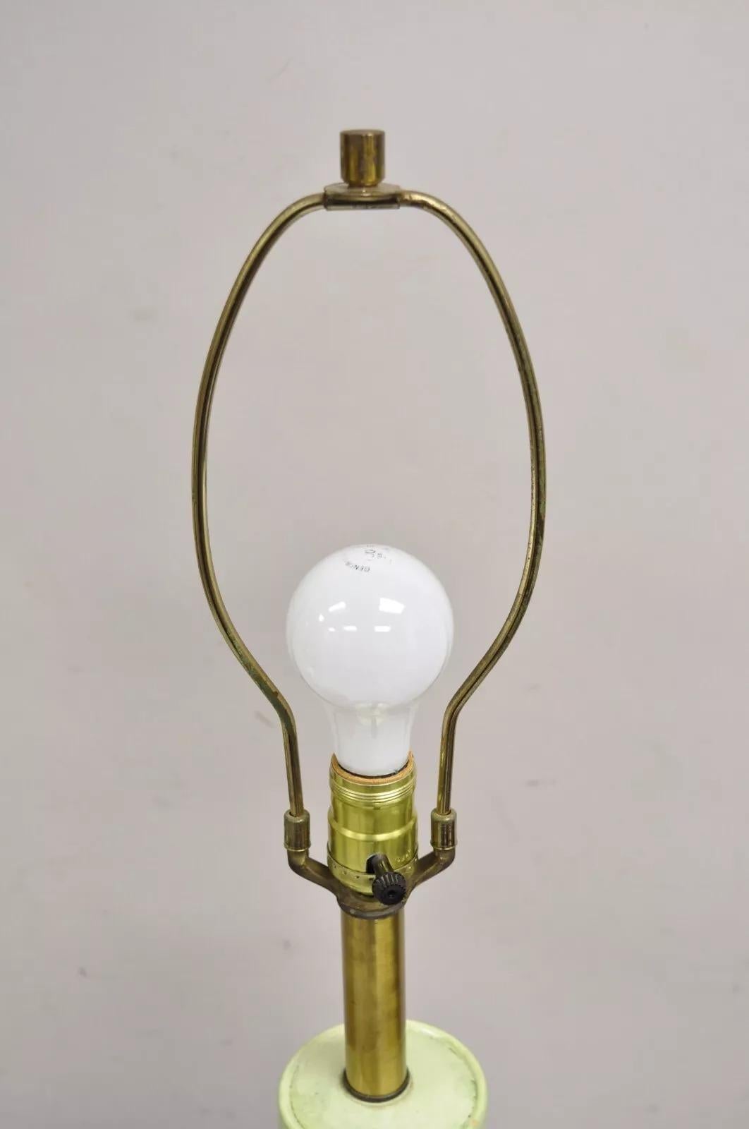 Céramique Paire de lampes de table vintage en céramique verte orange flammée, de style moderne du milieu du siècle dernier en vente