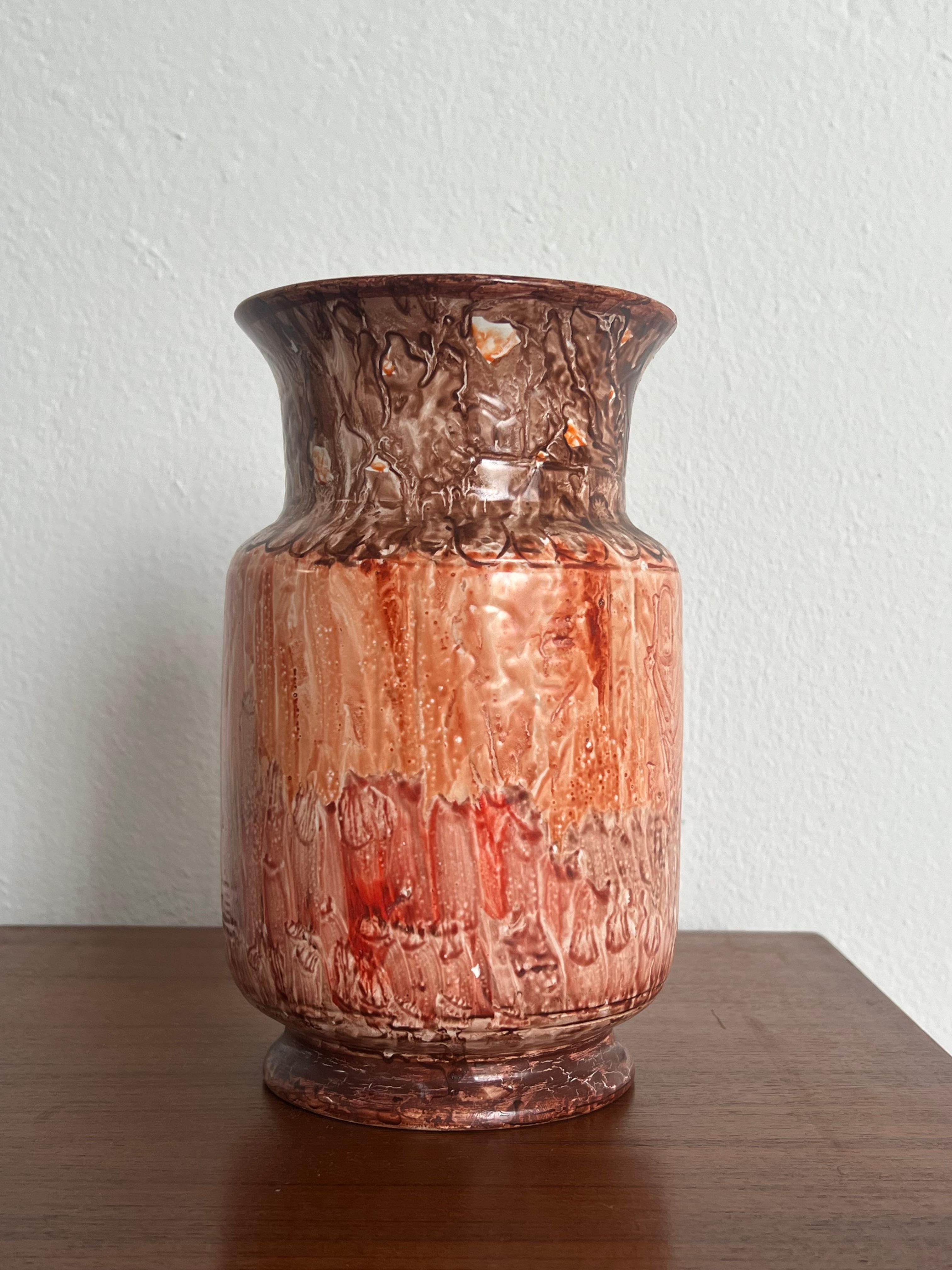 Vintage Mid-Century Modern Ceramic Vase, Hand-Painted, Signed In Good Condition For Sale In Milano, IT