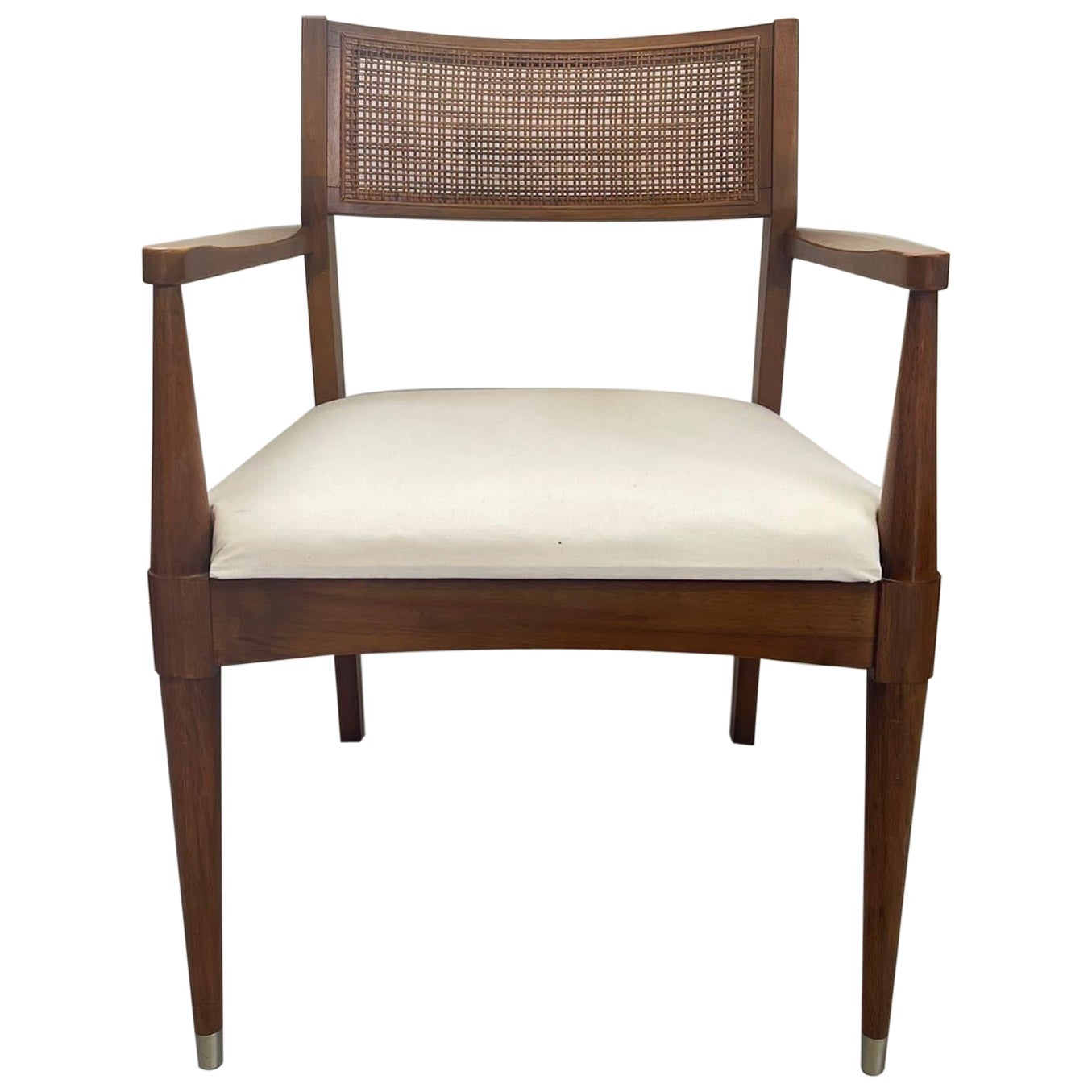 Silla moderna vintage de mediados de siglo con respaldo de ratán
