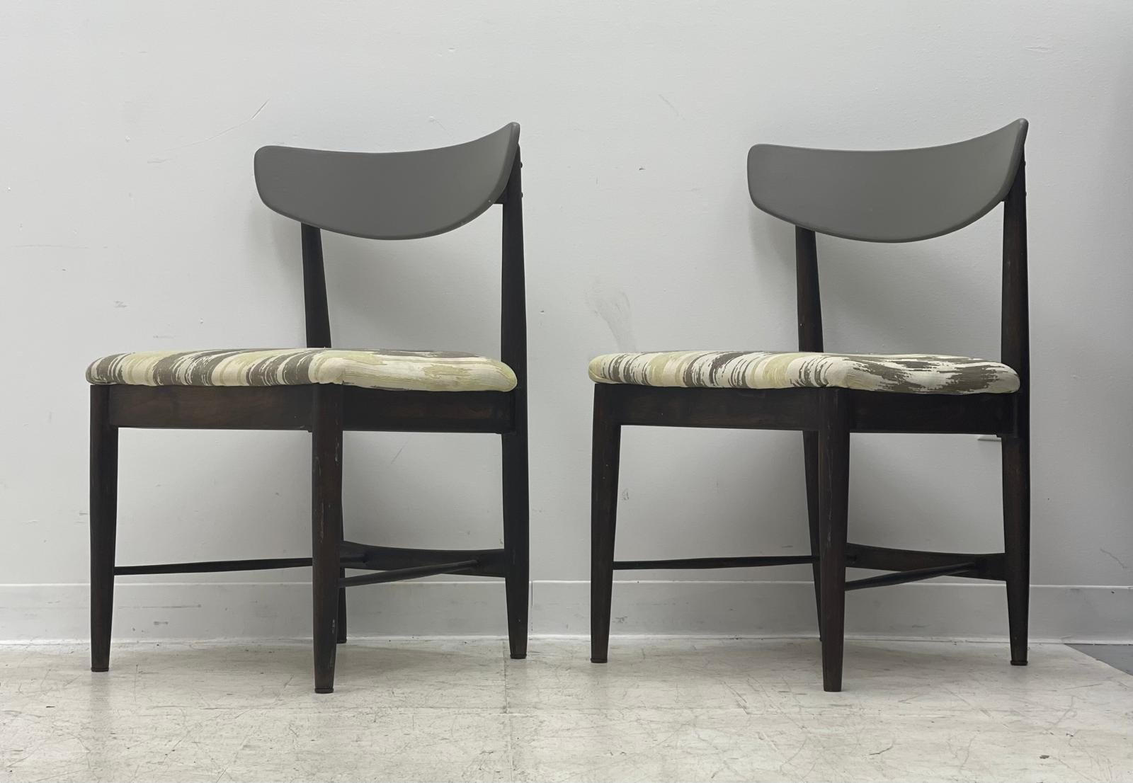 Bois Chaises vintage The Moderns. Ensemble de 2 pièces en vente