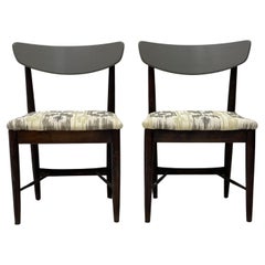 Vintage Mid Century Modern chairs. Set of 2