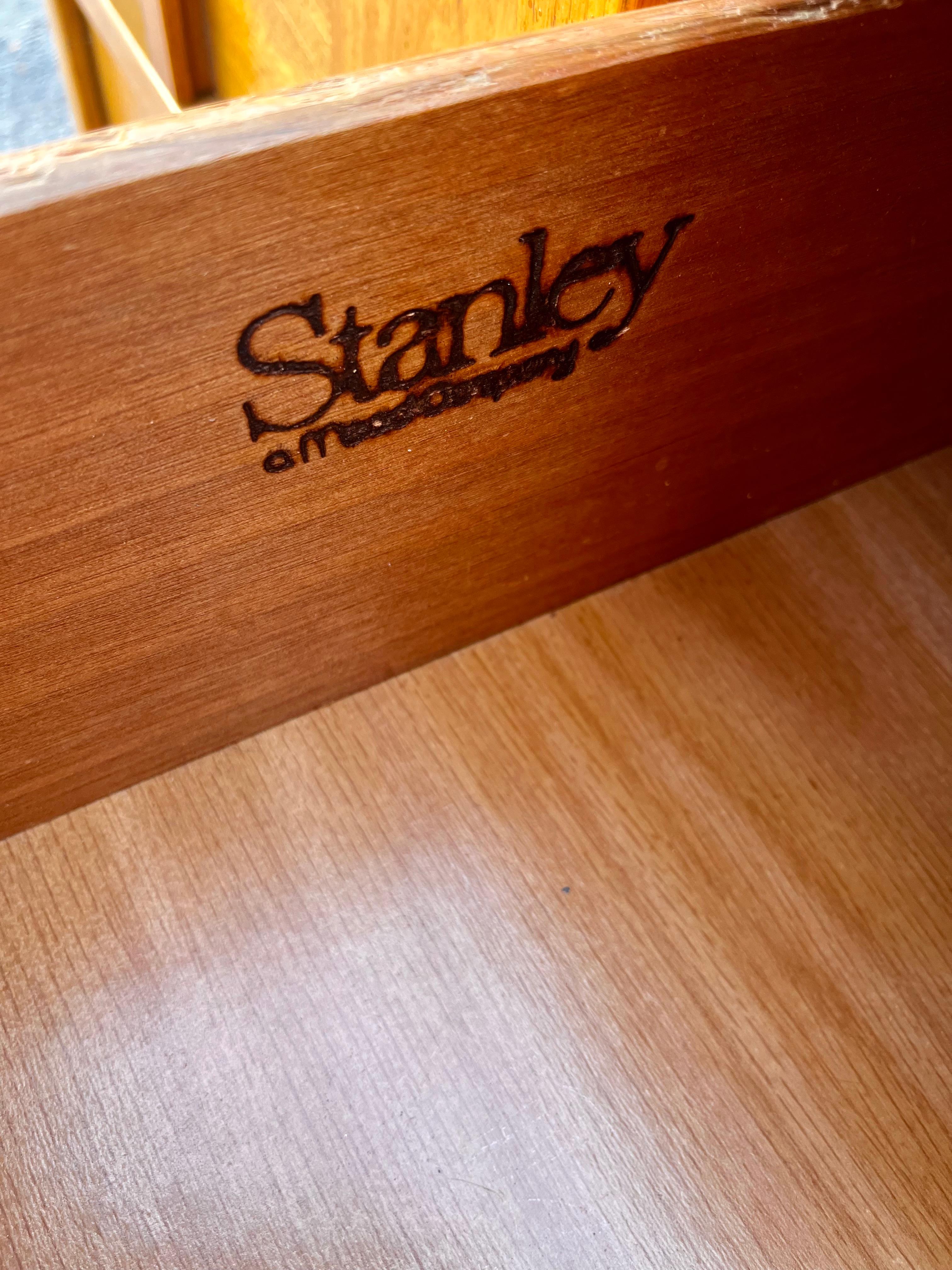 Vintage Mid-Century Modern Chest of Drawers by Stanley Furniture, circa 1970s For Sale 2