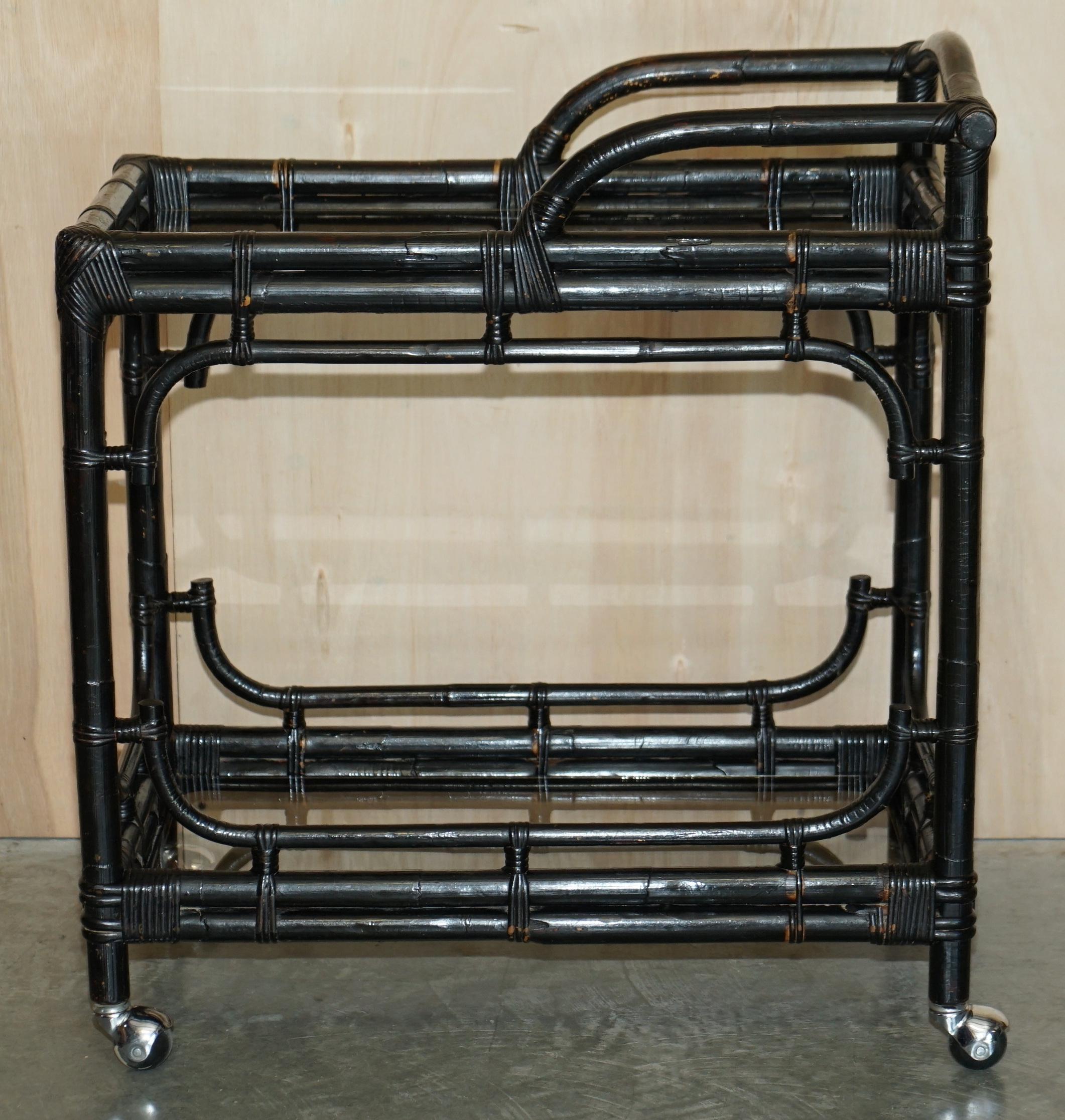 Vintage Mid Century Modern Chinese Ebonised Drinks Serving Trolley Bamboo Frame For Sale 11