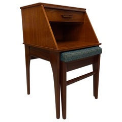 Vintage Mid Century Modern Chippy Telephone Seat With Pull Out Cushion Table.