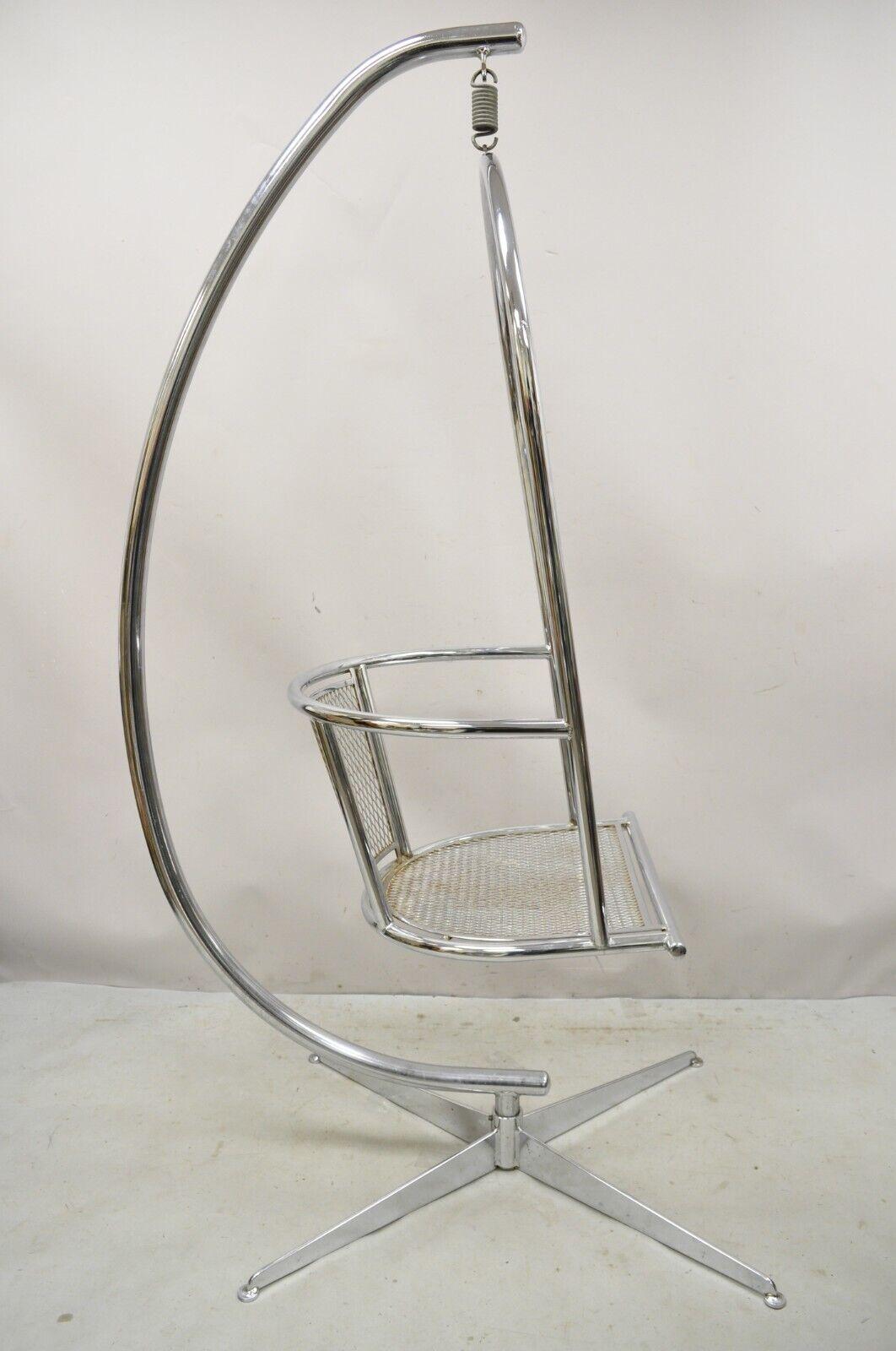 Vintage Mid-Century Modern Chrome Frame Hanging Basket Metal Egg Lounge Chair For Sale 3