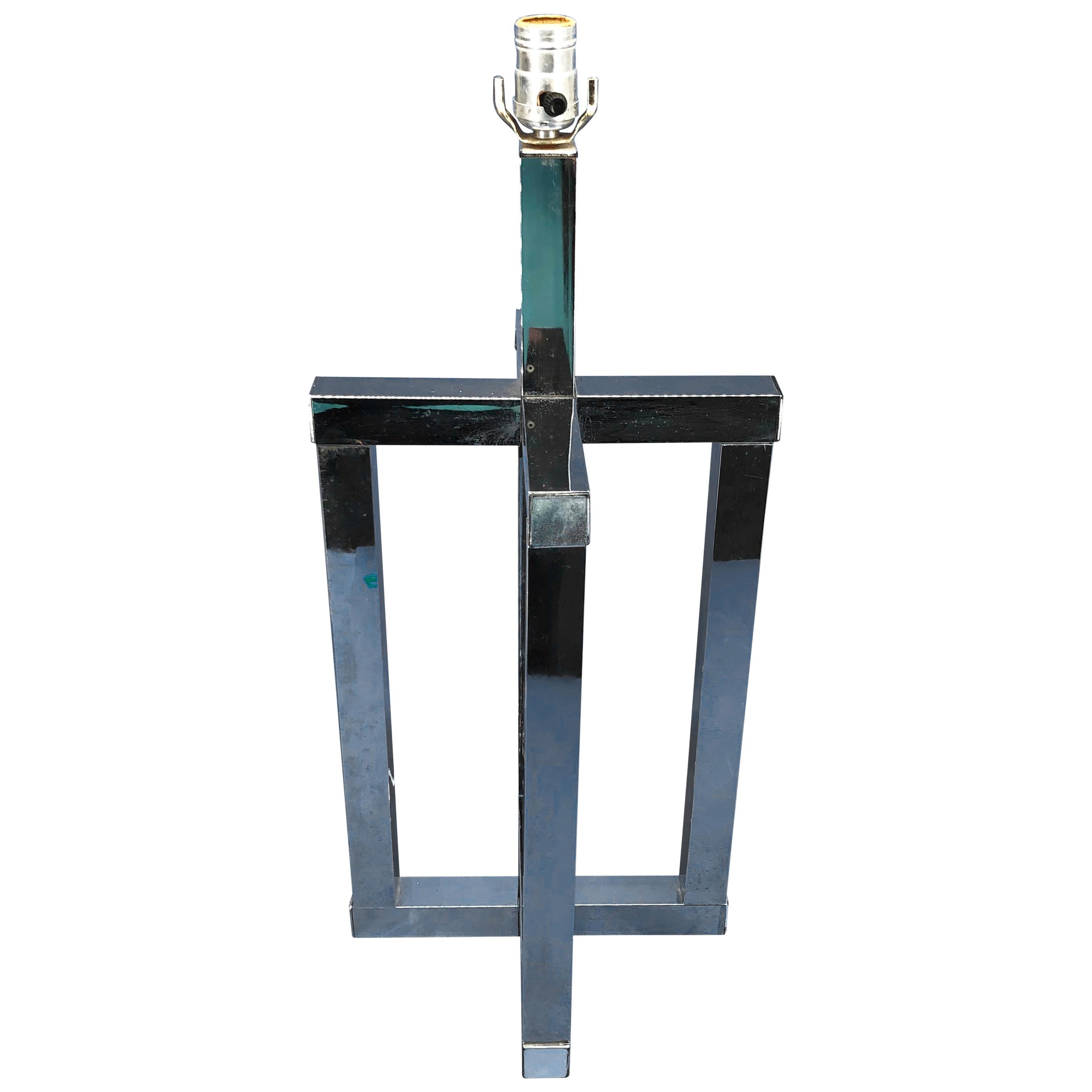 Lampe de bureau vintage de forme géométrique chromée moderne du milieu du siècle dernier