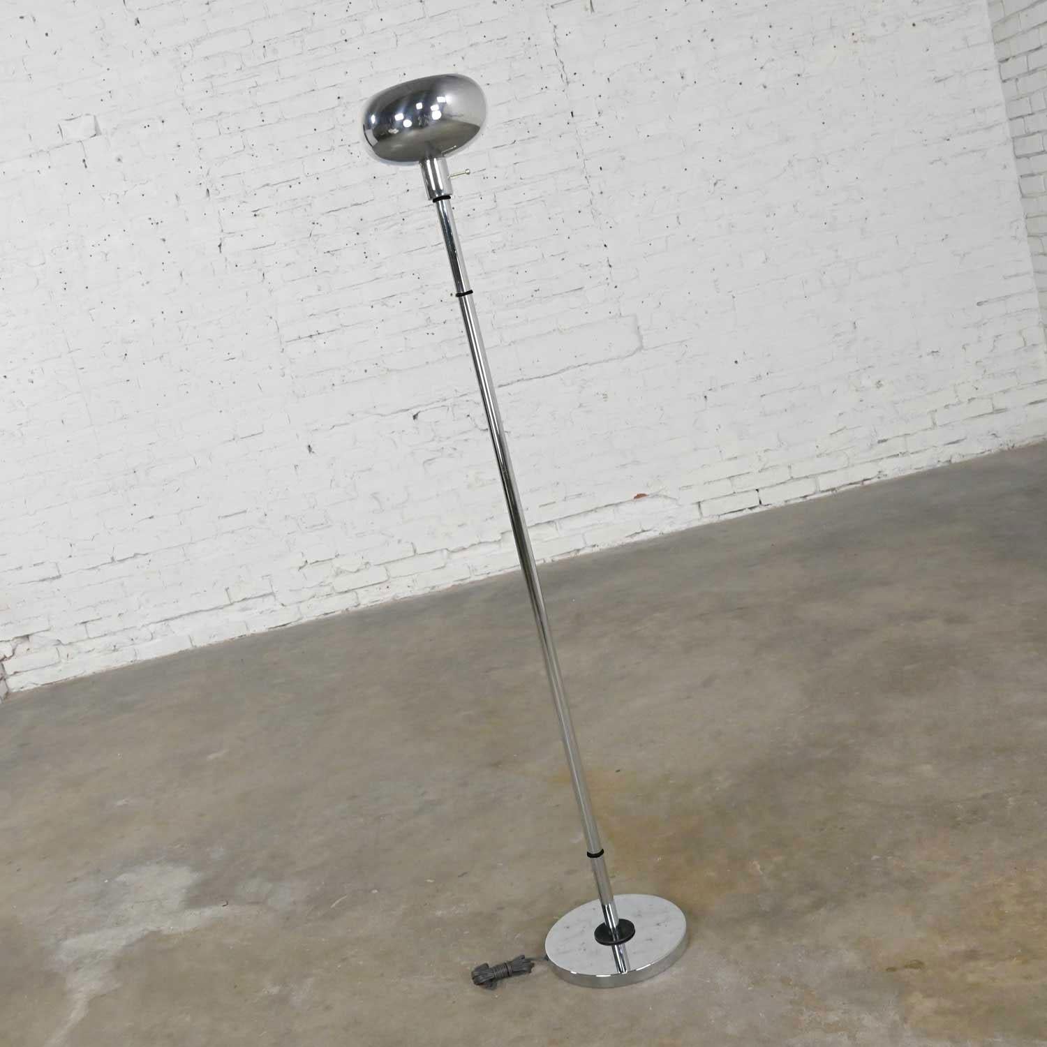 20th Century Vintage Mid-Century Modern Chrome Torchier Floor Lamp with Black Painted Accents