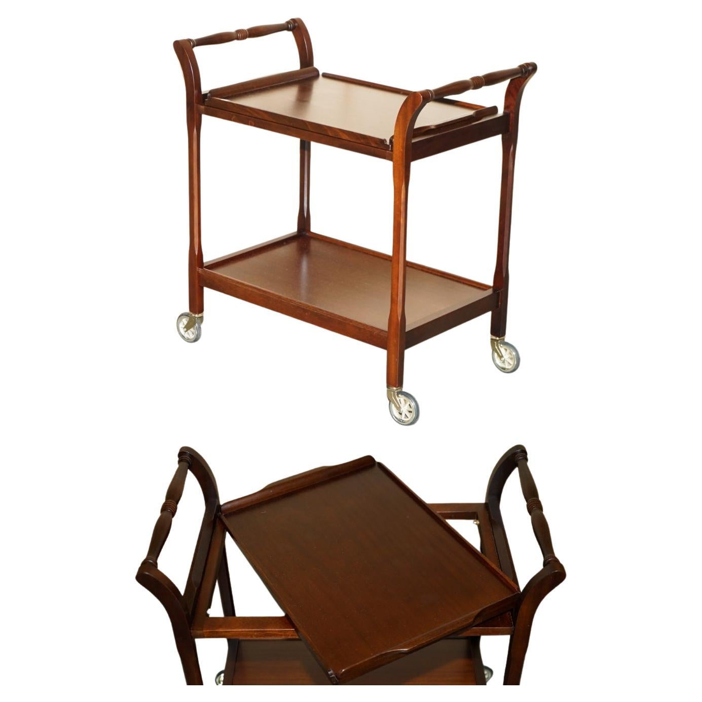 TAVOLO IN LEGNO DURO D'EPOCA DEL MEDIO SECOLO MODERNO CIR 1970 CON VASSOIO REMOVIBILE