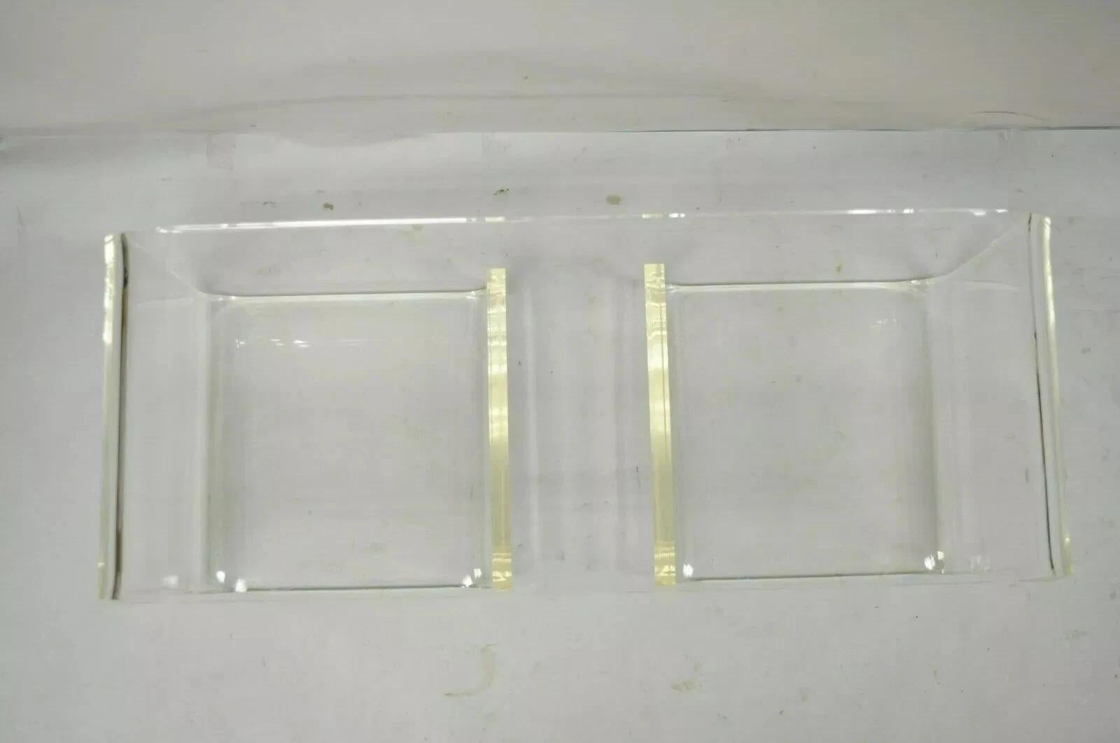 Vintage-Couchtisch aus klarem Lucite mit Schnörkeln, Charles Hollis Jones, Mid-Century Modern im Zustand „Gut“ im Angebot in Philadelphia, PA