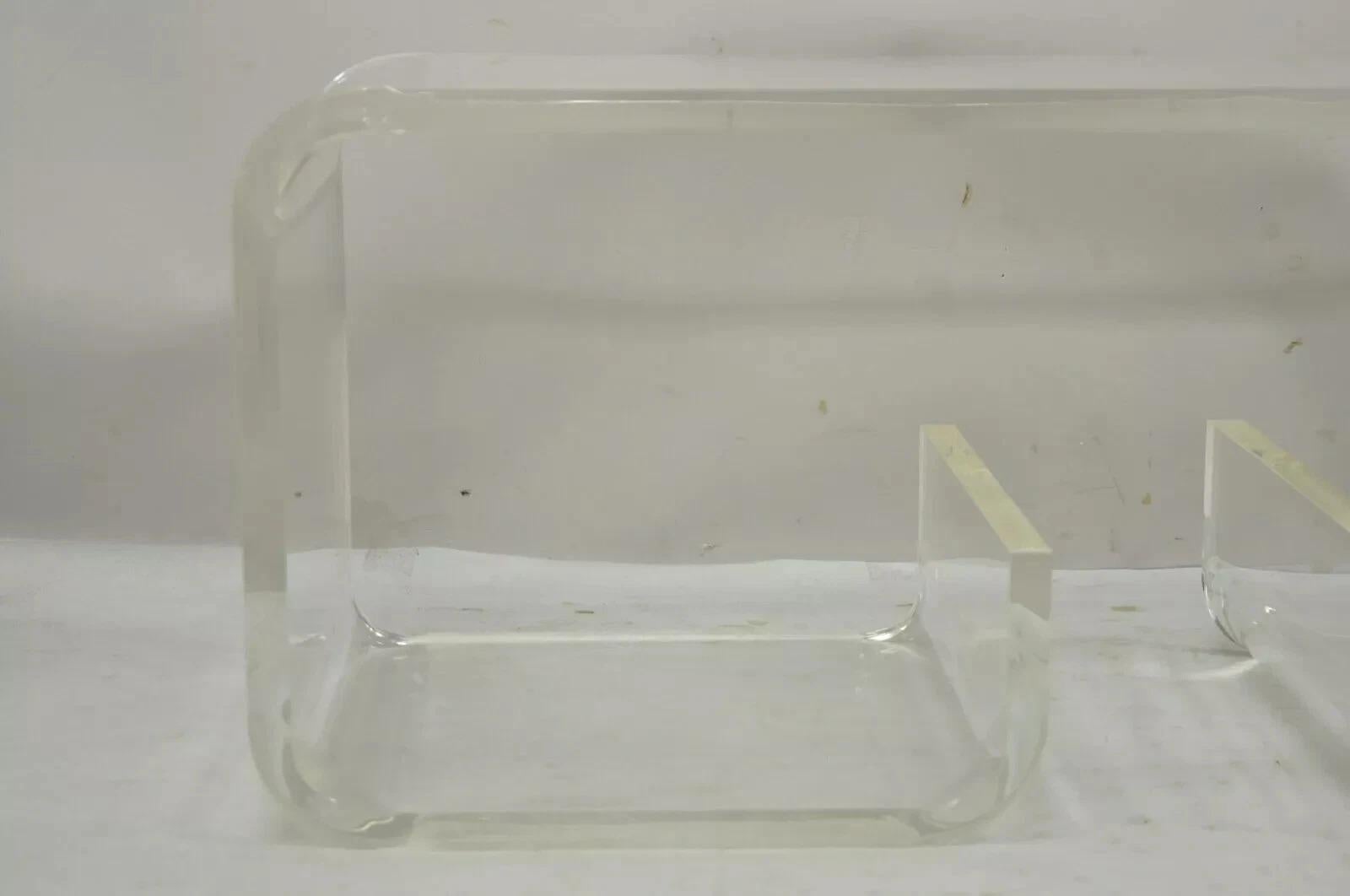 Vintage-Couchtisch aus klarem Lucite mit Schnörkeln, Charles Hollis Jones, Mid-Century Modern im Angebot 2