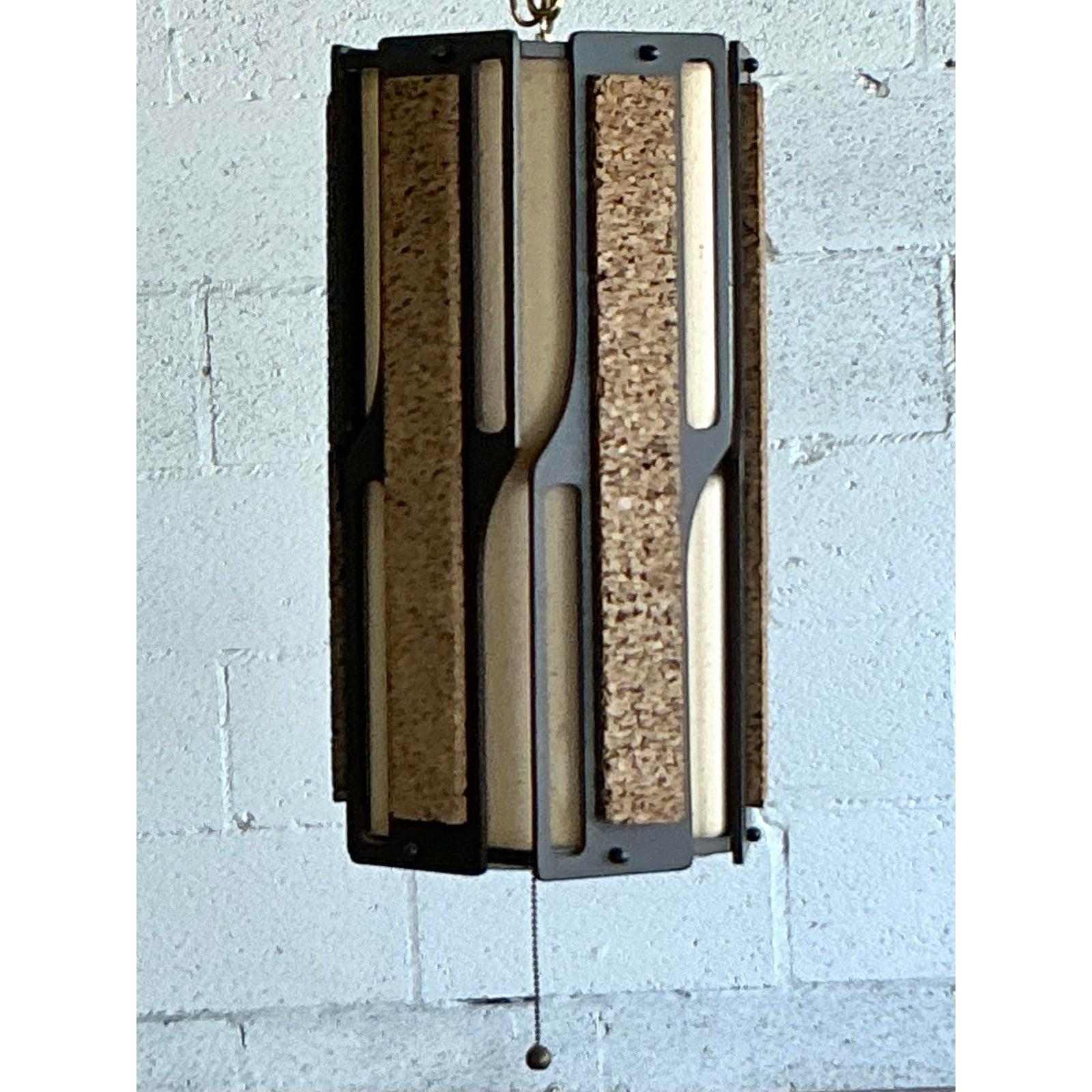 Ottone Lampada a sospensione con pannello di sughero vintage del Mid-Century Modern in vendita