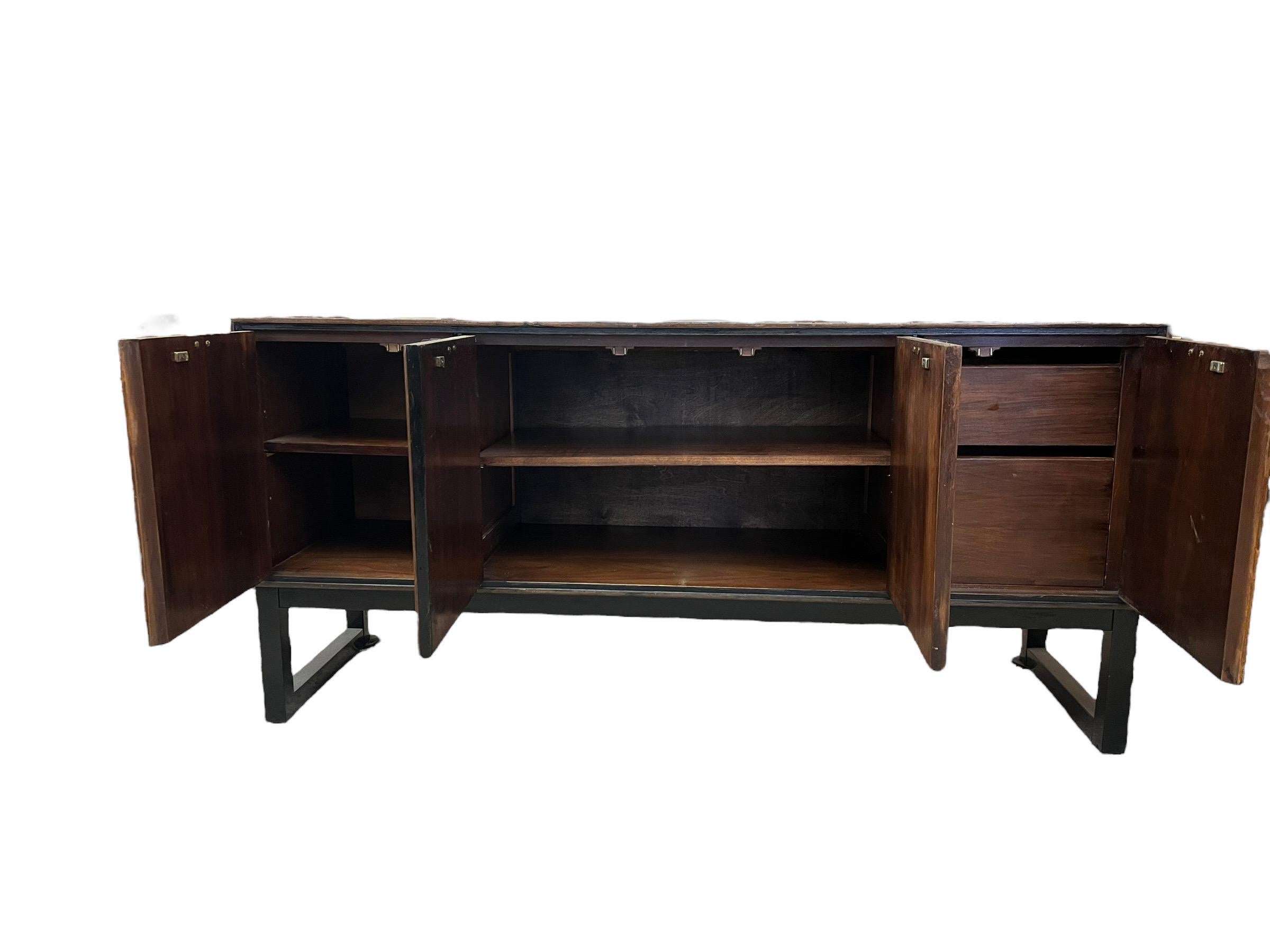 Vintage Mid Century Modern Credenza Cabinet by Stanley In Good Condition For Sale In Seattle, WA