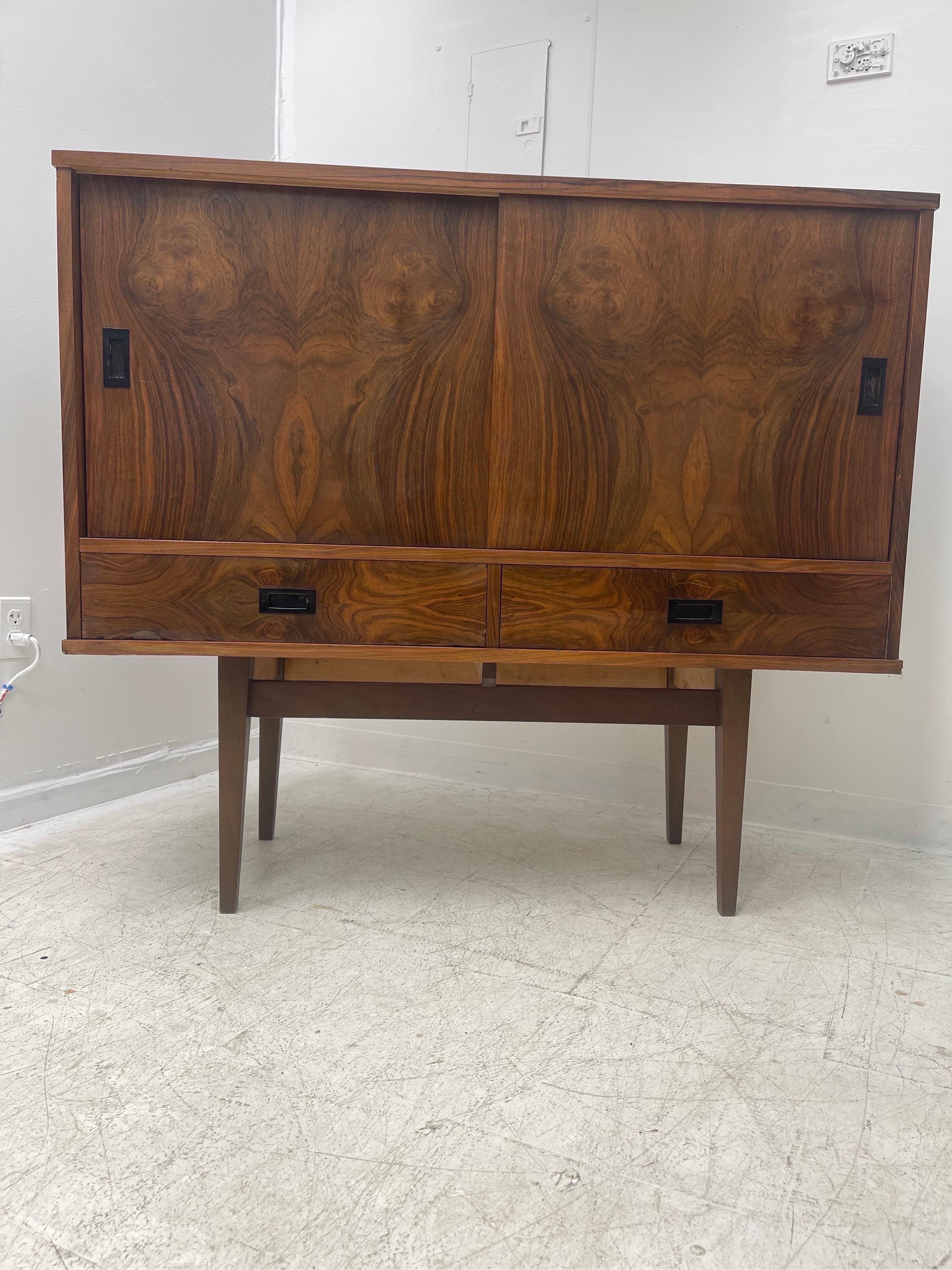 Wood Vintage Mid-Century Modern Credenza Cabinet Storage Italian Design 