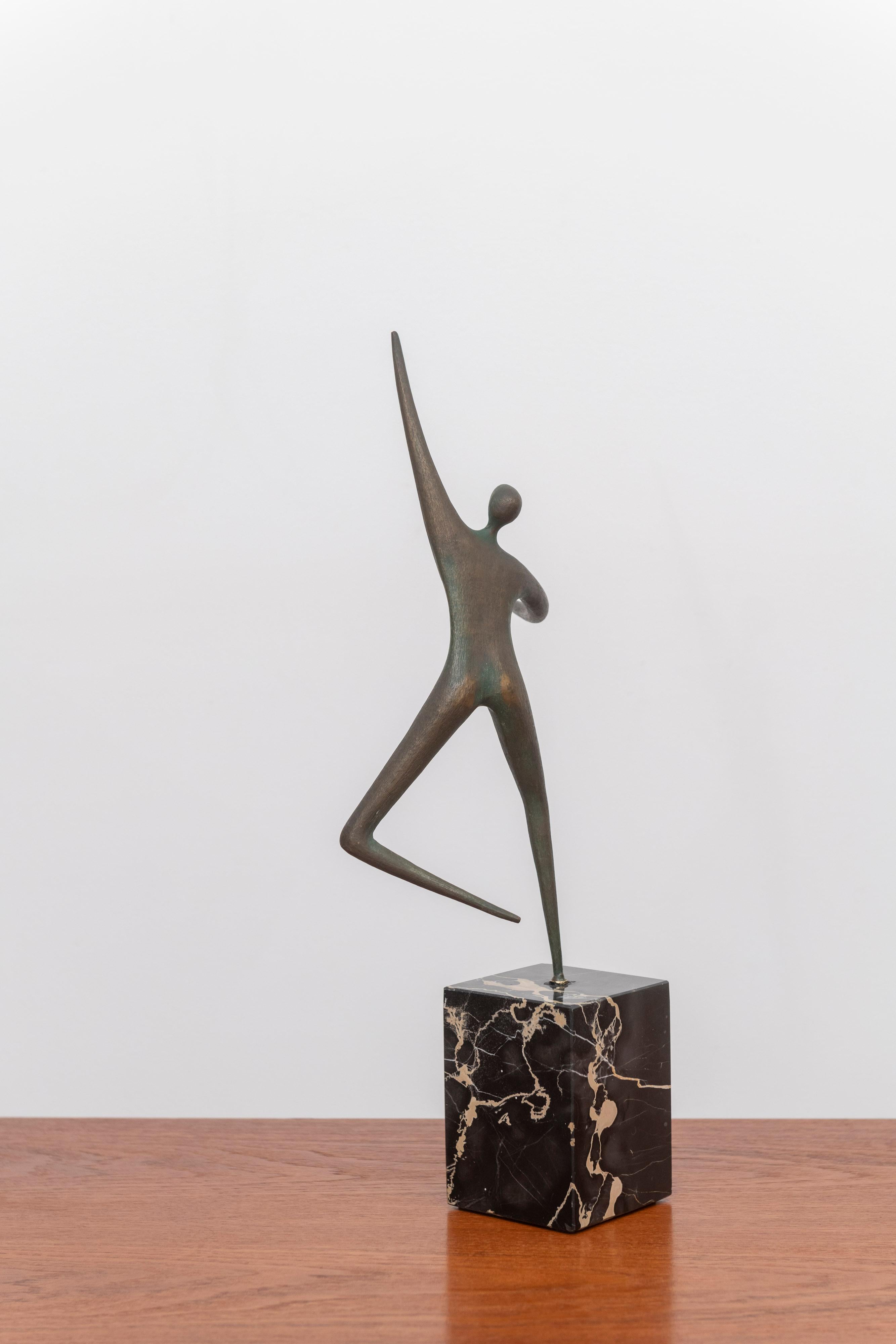 Vintage Mid-Century Modern Curtis Jere Dancer Brass Sculpture In Good Condition For Sale In San Francisco, CA