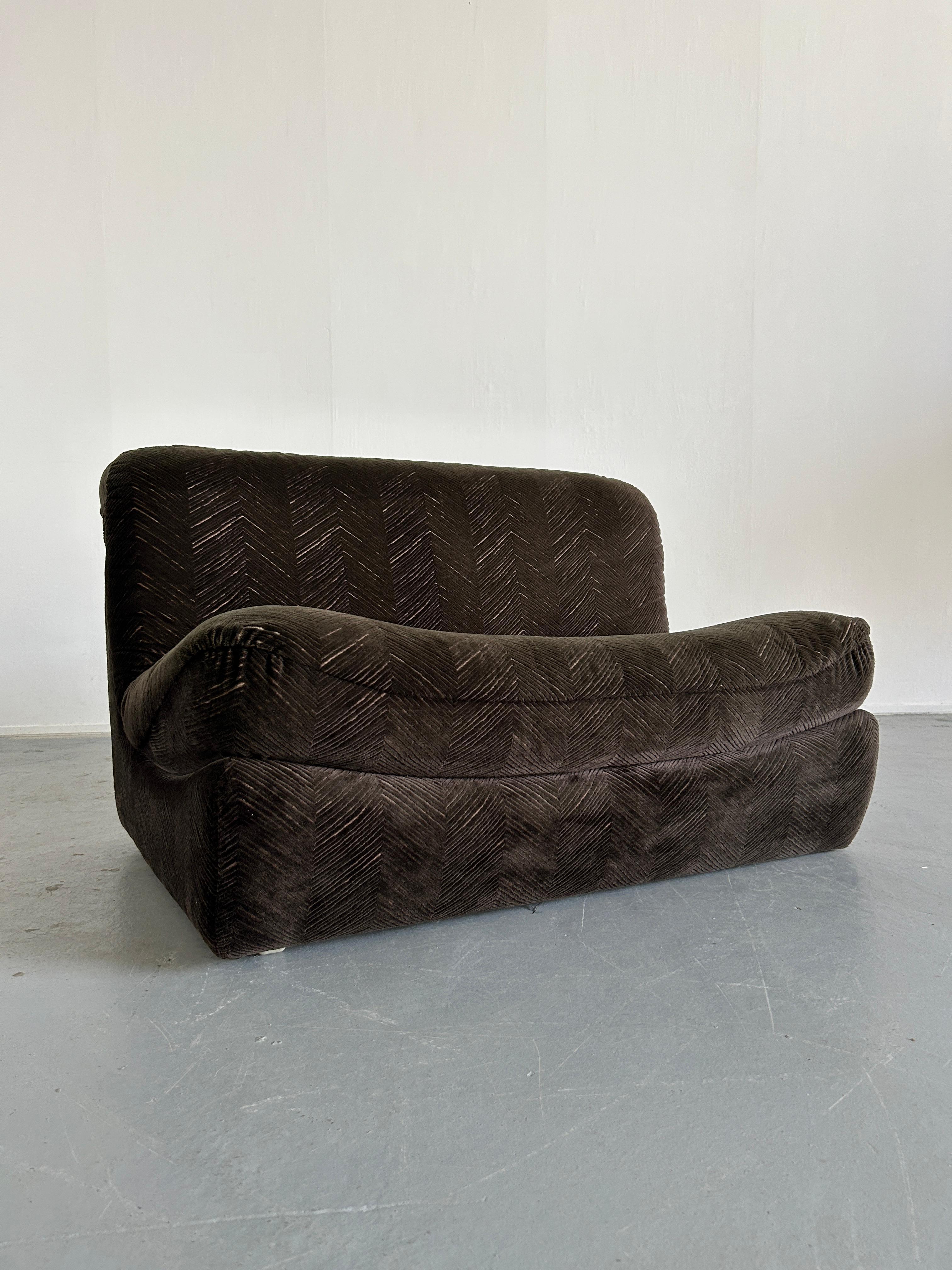 Modulares Vintage-Sofa mit geschwungenem Gestell, Wittmann zugeschrieben, Mid-Century Modern, 70er Jahre  im Angebot 1