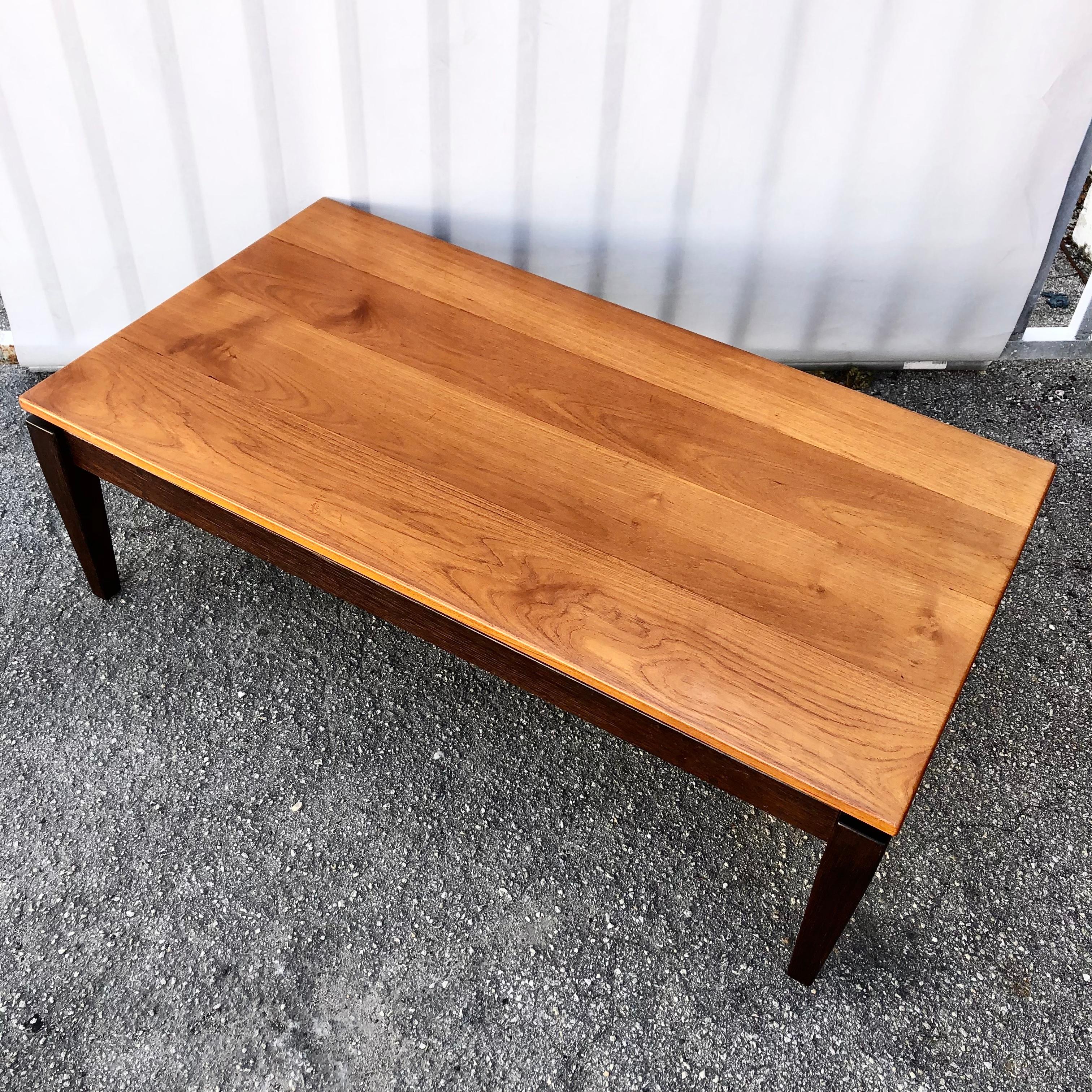 Hand-Crafted Vintage Mid Century Modern Custom Crafted Coffee Table For Sale