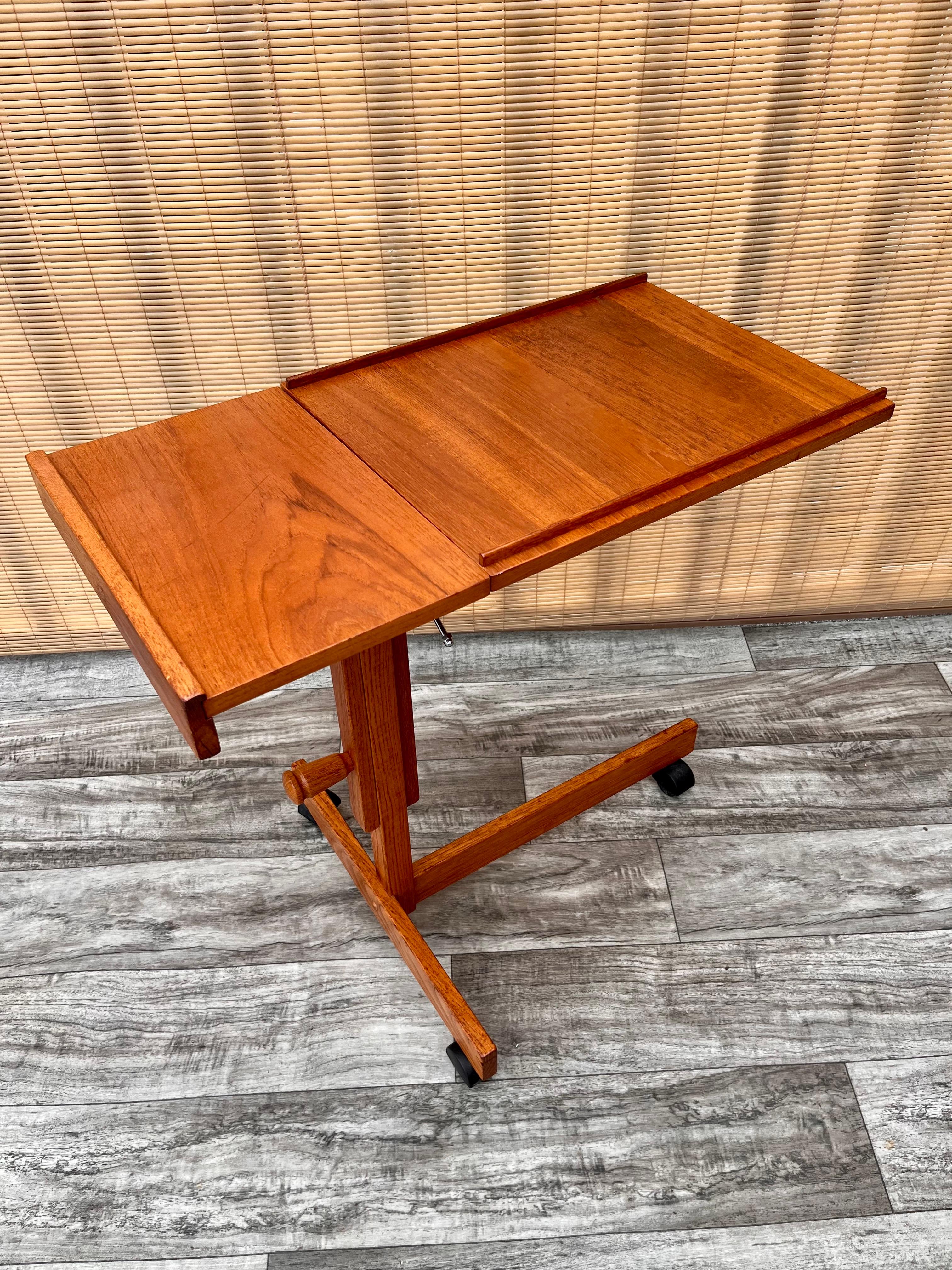 Late 20th Century Vintage Mid-Century Modern Danish Adjustable Rolling Tray Table / Cart