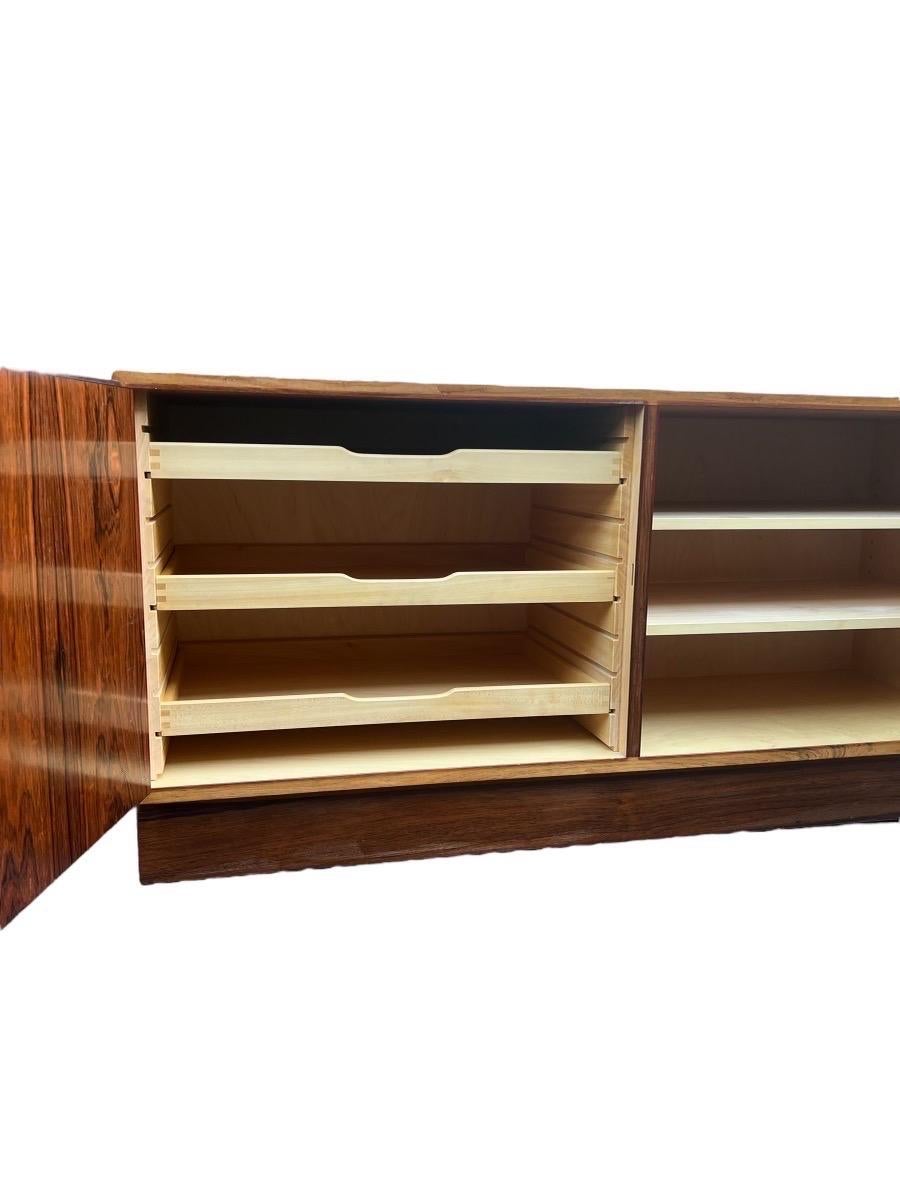 Wood Vintage Mid Century Modern Danish Credenza Console , Side Board by Hundevad  For Sale