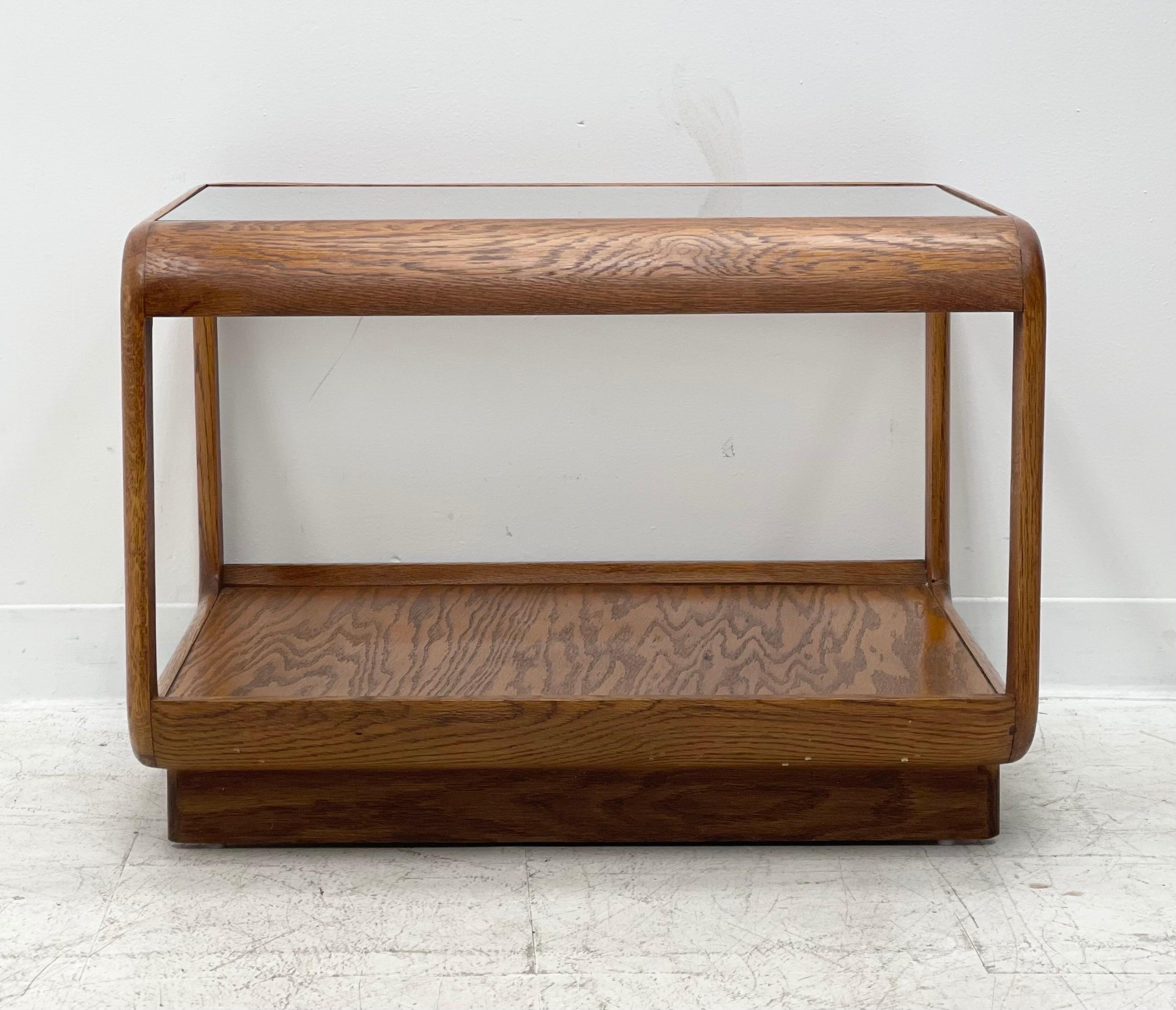 Vintage Mid-Century Modern Danish Style coffee table with glass top

Dimensions. 27 W ; 19 H ; 24 D.