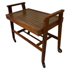 Carrello multimediale a rotelle in stile danese vintage della metà del secolo scorso. Circa anni '60