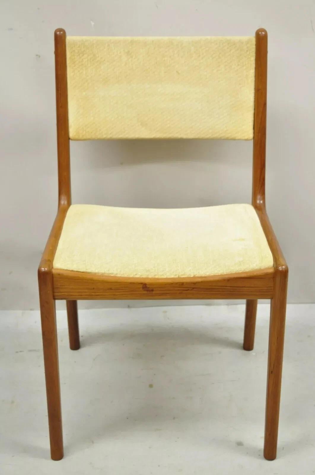 Vintage Mid Century Modern Danish Style Teak Wood Dining Chair