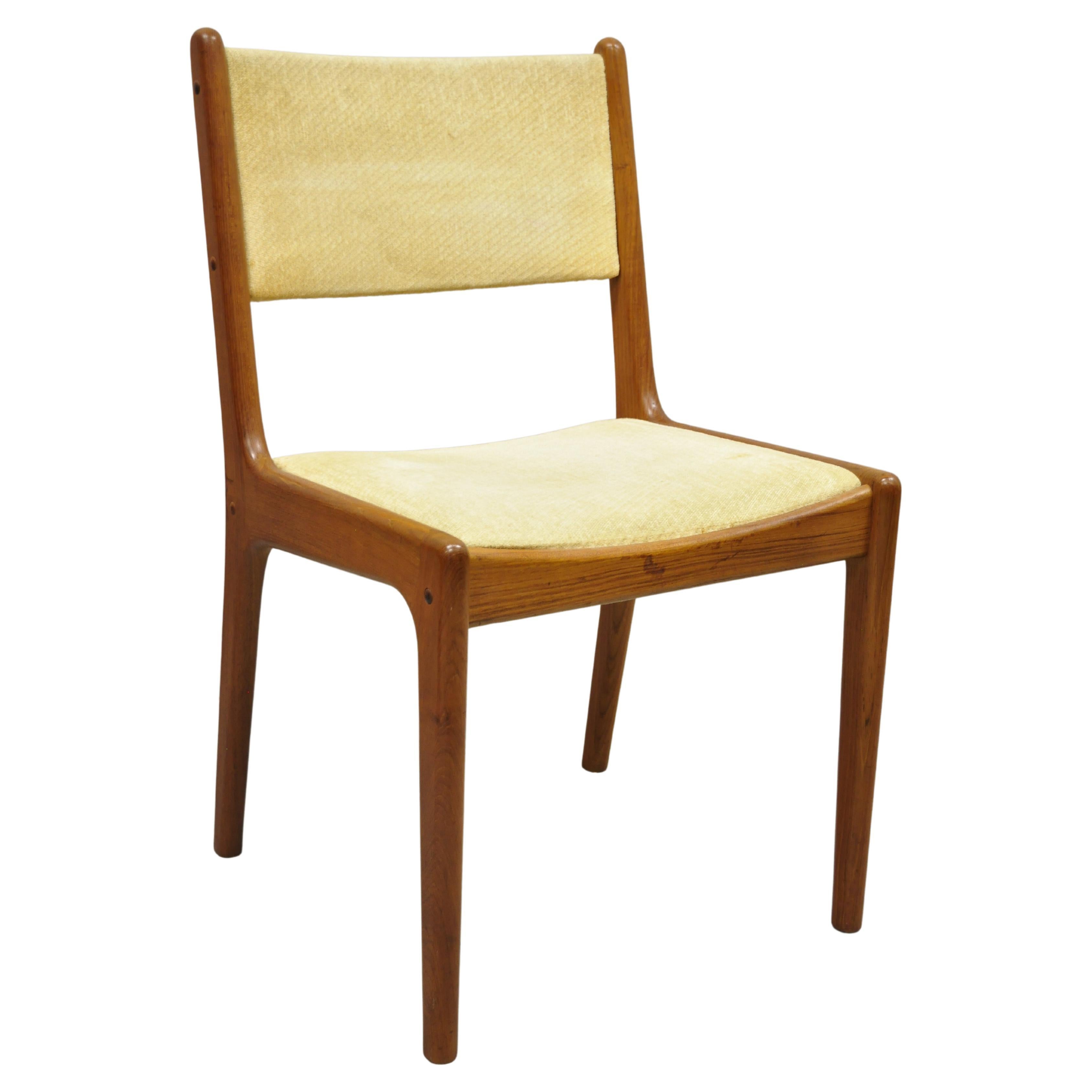 Vintage Mid-Century Modern Danish Style Teak Wood Dining Chair by Sun Furniture For Sale