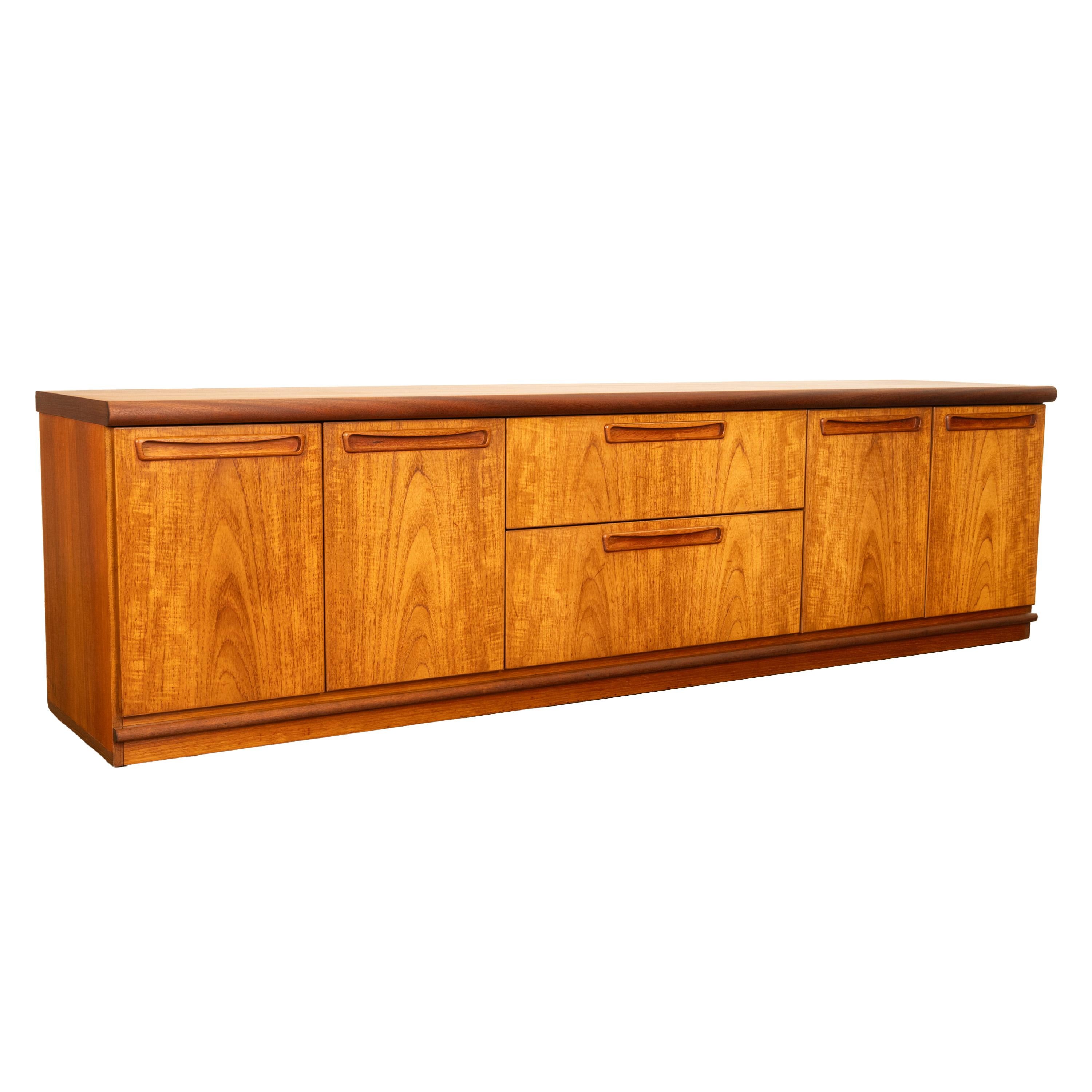 Vintage Mid Century Modern Danish Teak Credenza Sideboard Console Avalon 1960s In Good Condition For Sale In Portland, OR