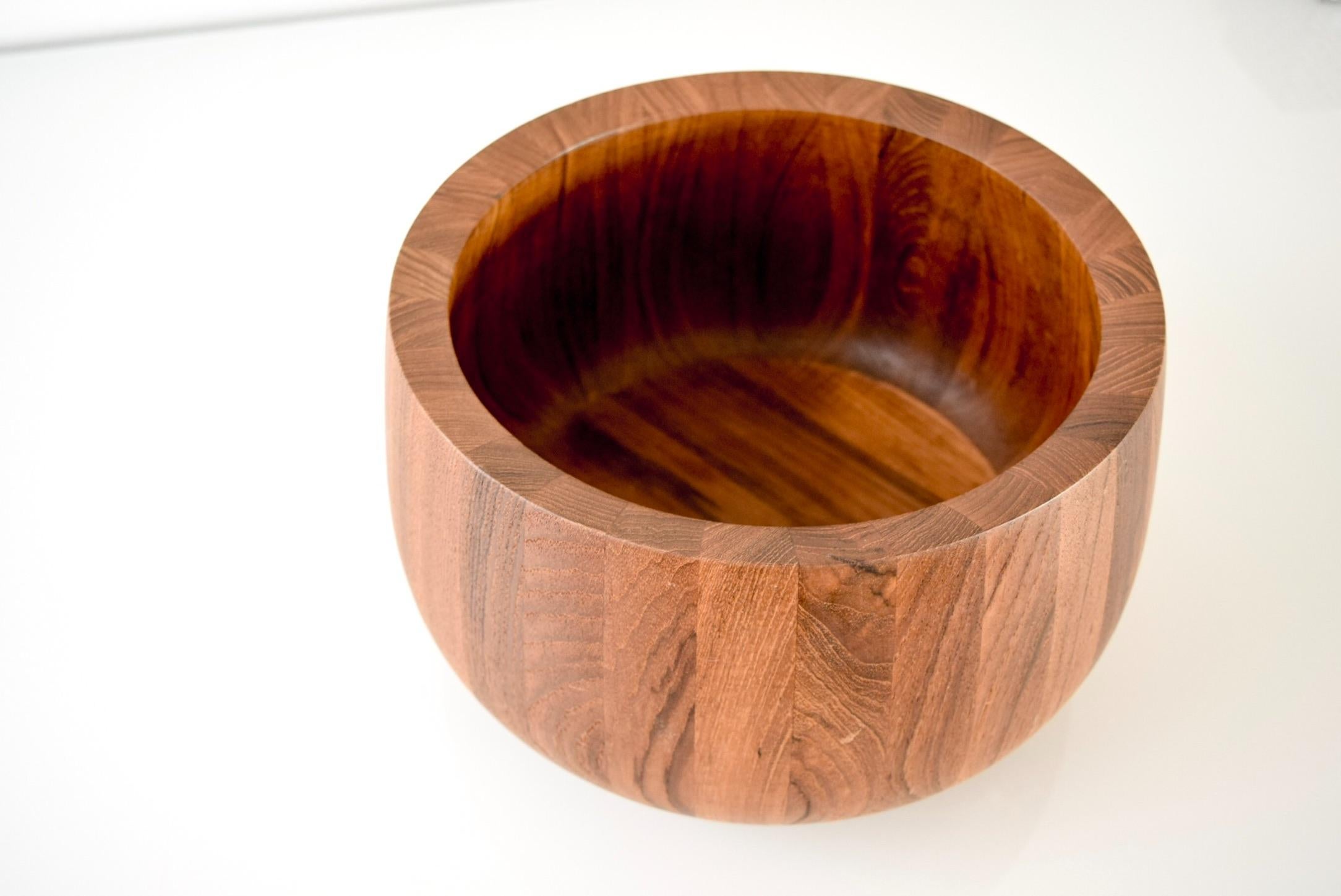 Vintage Mid-Century Modern Dansk Wooden Walnut Staved Bowl For Sale 2