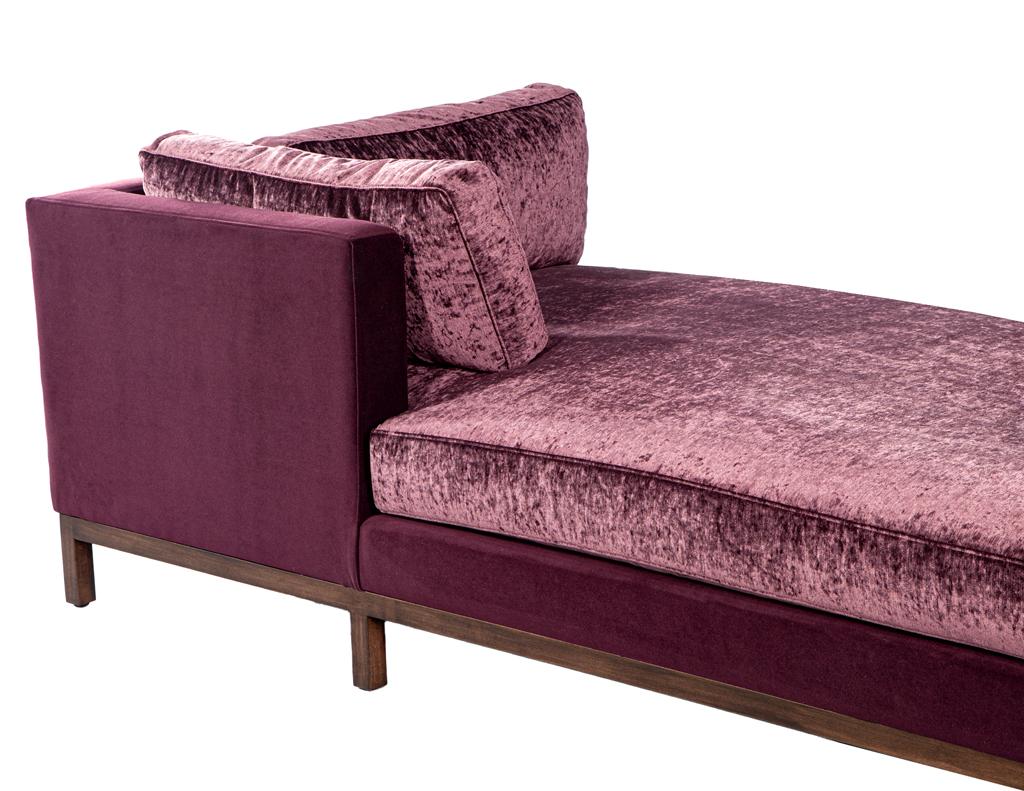 Vintage Mid-Century Modern Daybed Sofa Lounger For Sale 3