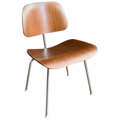 Vintage Mid-Century Modern DCM Chair by Charles Eames for Herman Miller