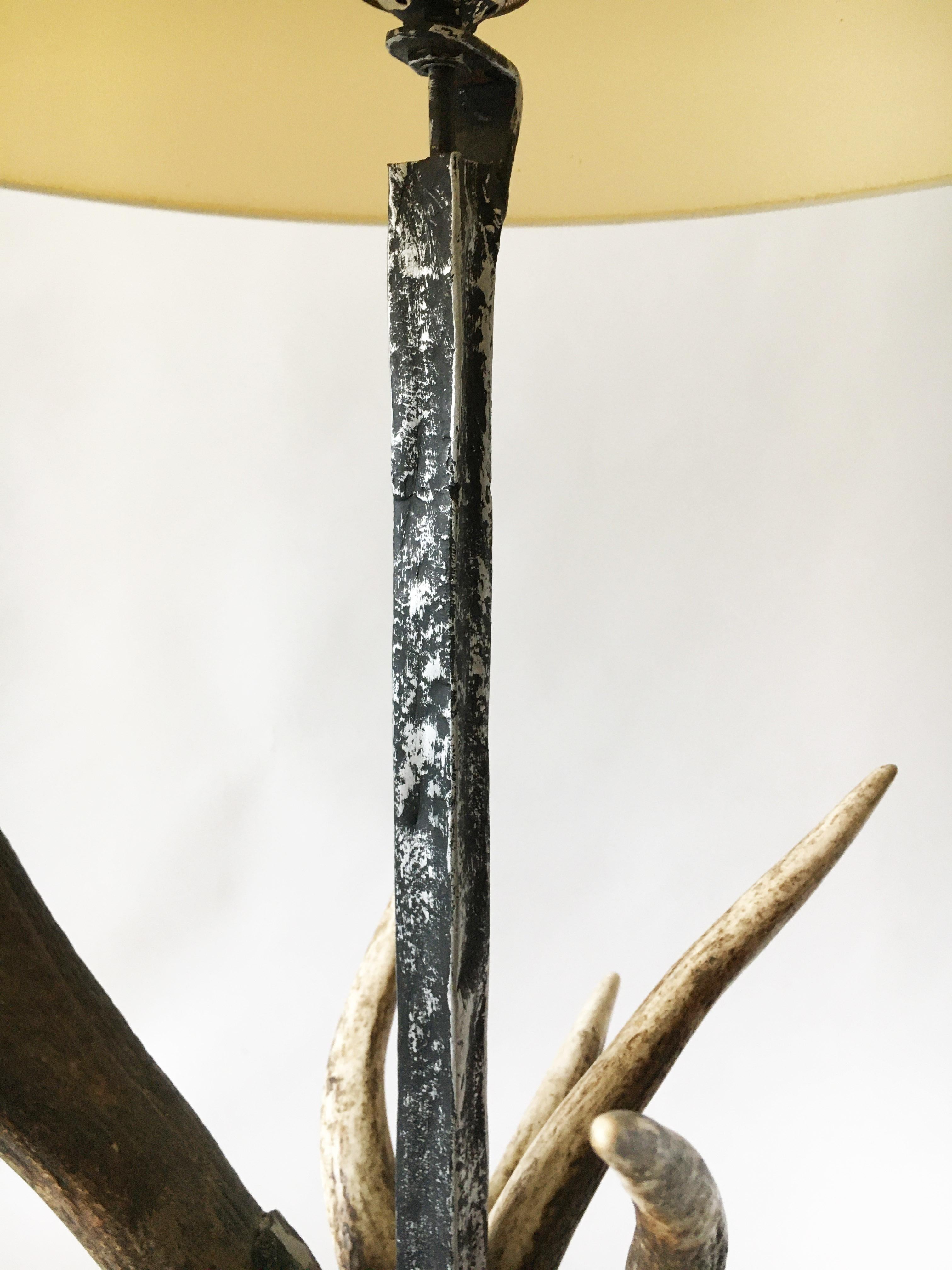 Vintage Mid-Century Modern Deer Antler Floor Lamp, Austria, 1950s For Sale 2