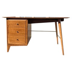 Vintage Mid Century Modern Designer Desk in Paul McCobb Style