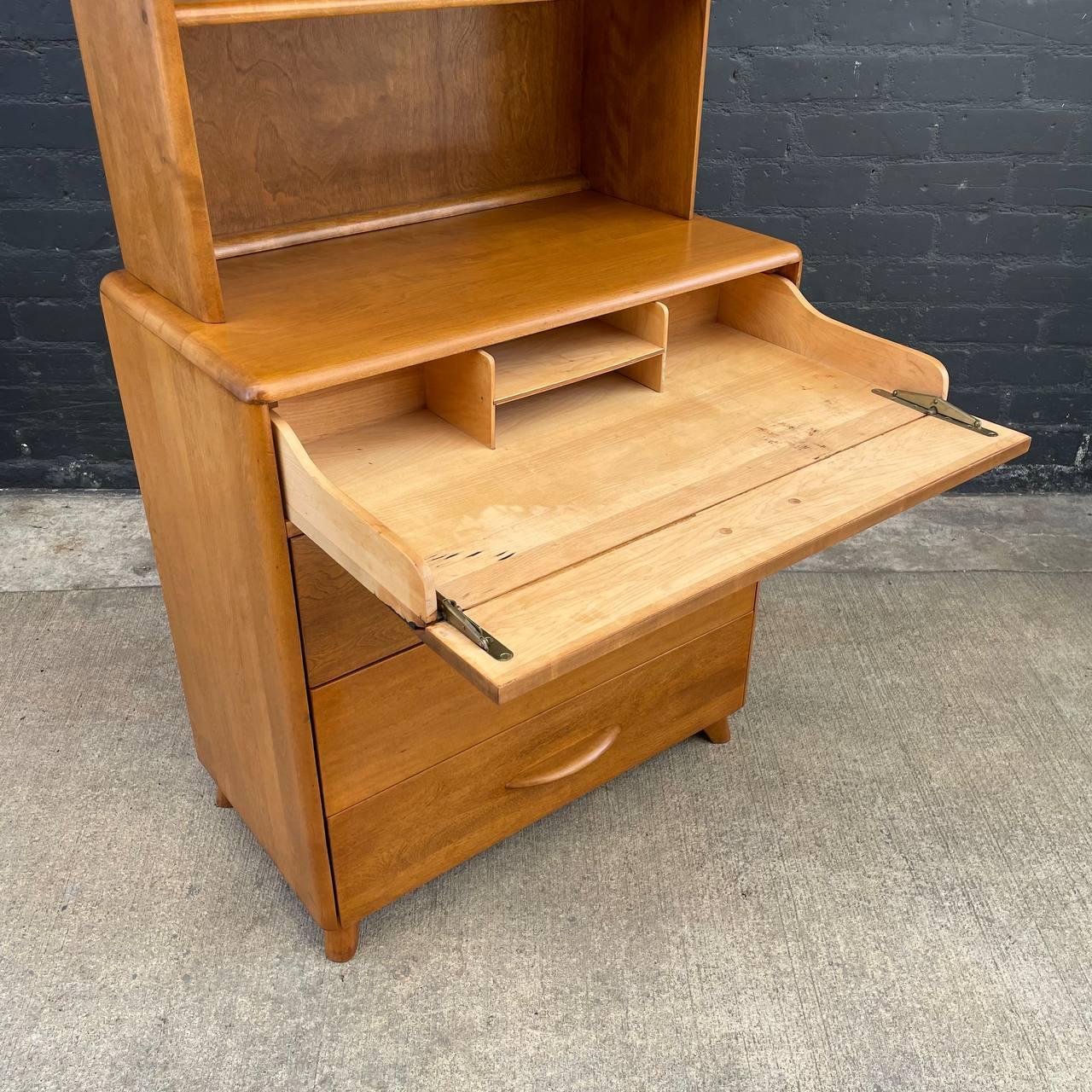 Vintage Mid-Century Modern Dresser Bookcase by Heywood Wakefield In Good Condition In Los Angeles, CA