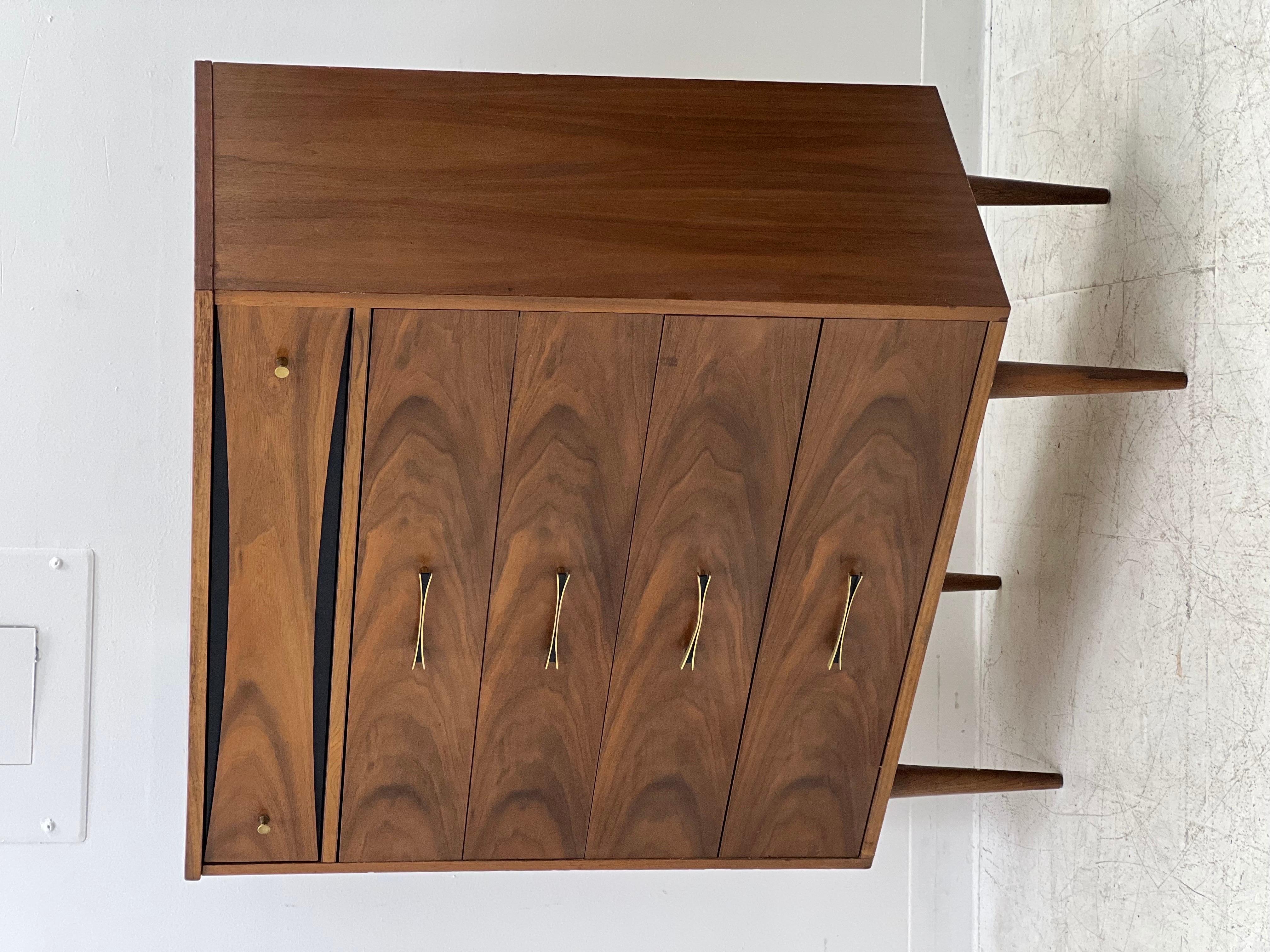 Walnut Vintage Mid Century Modern Dresser Dovetail Drawers Cabinet Storage