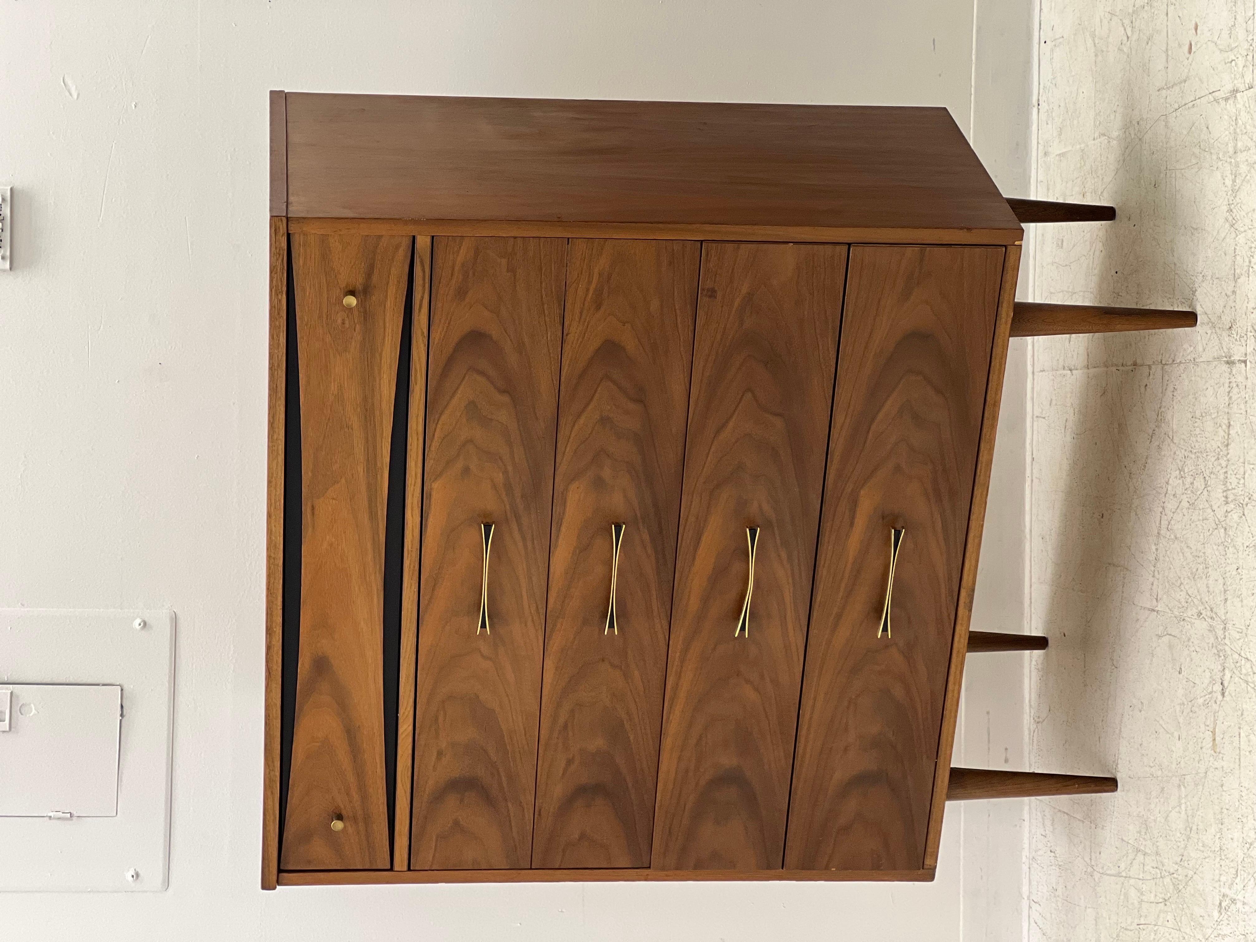 Vintage Mid Century Modern Dresser Dovetail Drawers Cabinet Storage 1