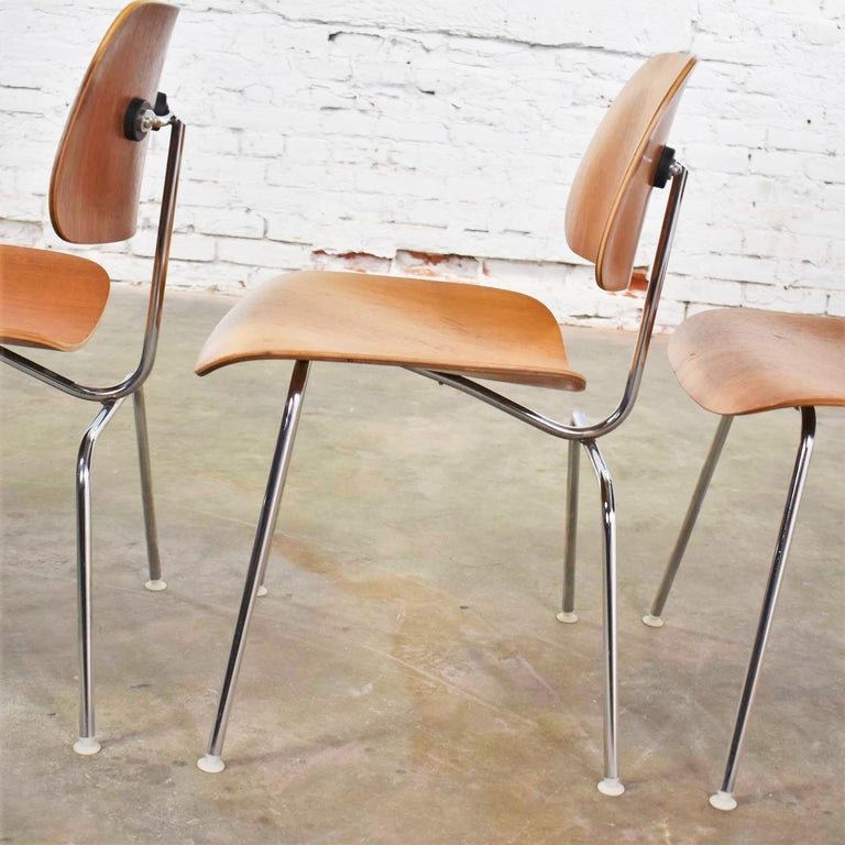 Vintage MidCentury Modern Eames DCM Dining Chairs for Herman Miller Set of 4 at 1stDibs