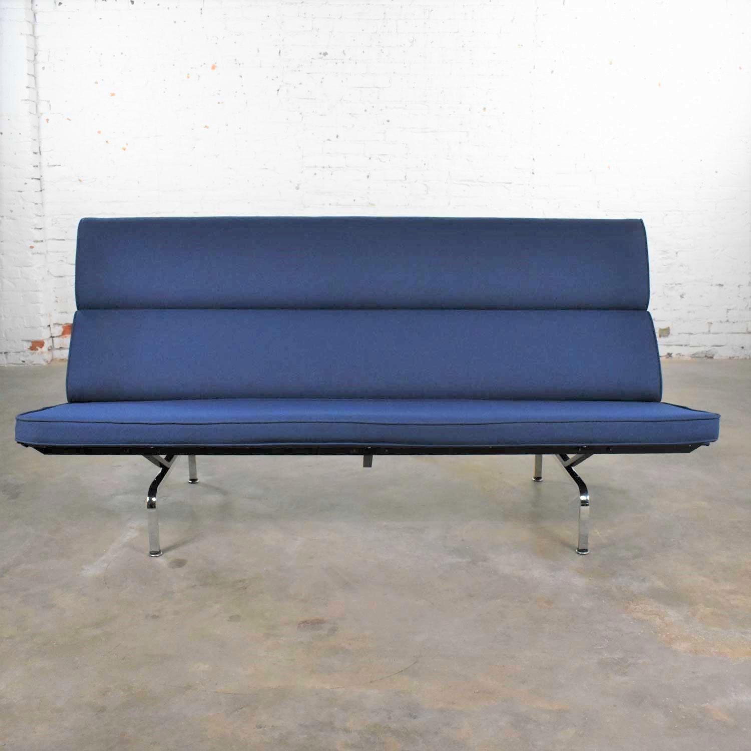 American Vintage Mid-Century Modern Eames Sofa Compact in Blue by Herman Miller