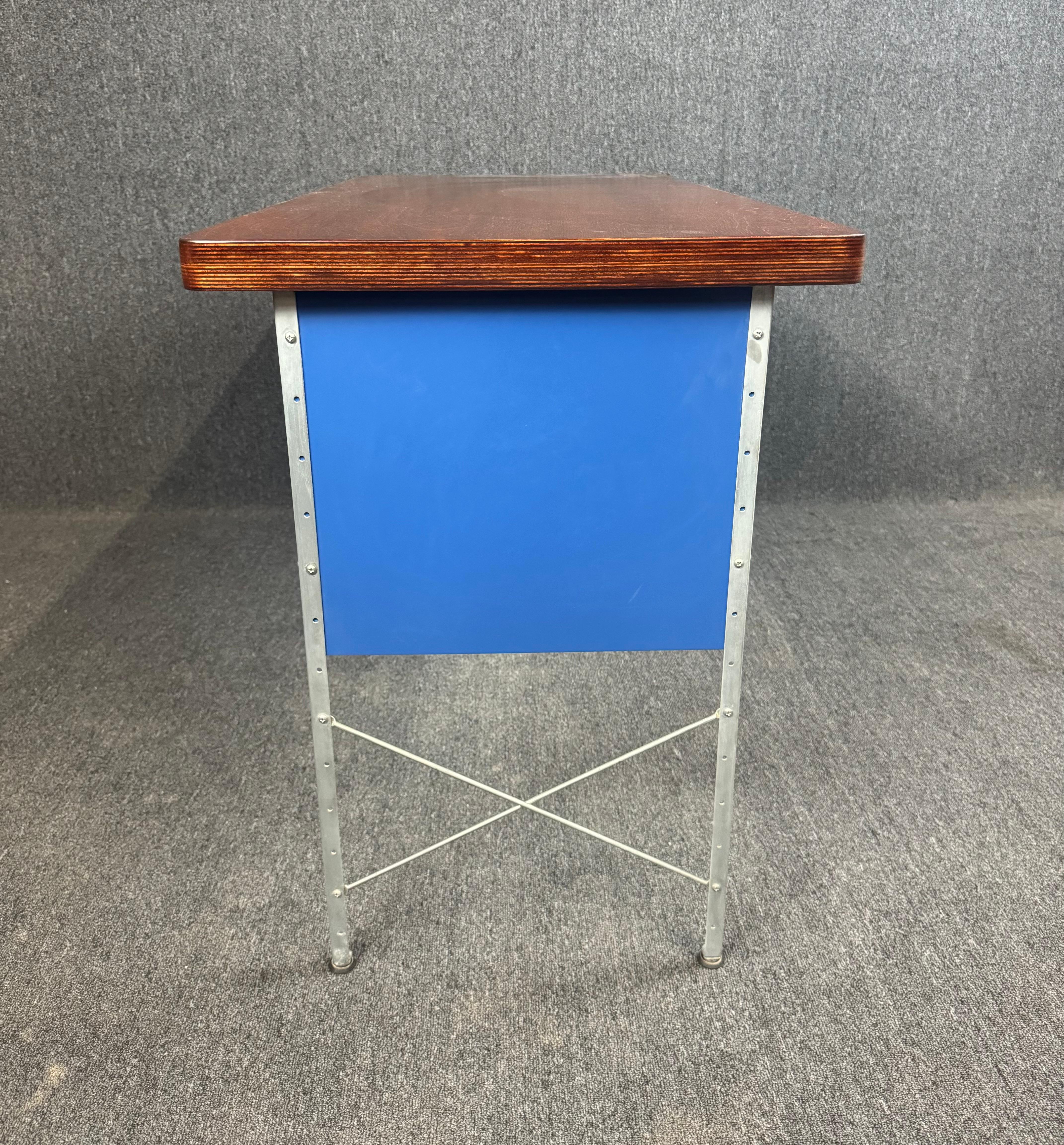 Vintage Mid Century Modern 