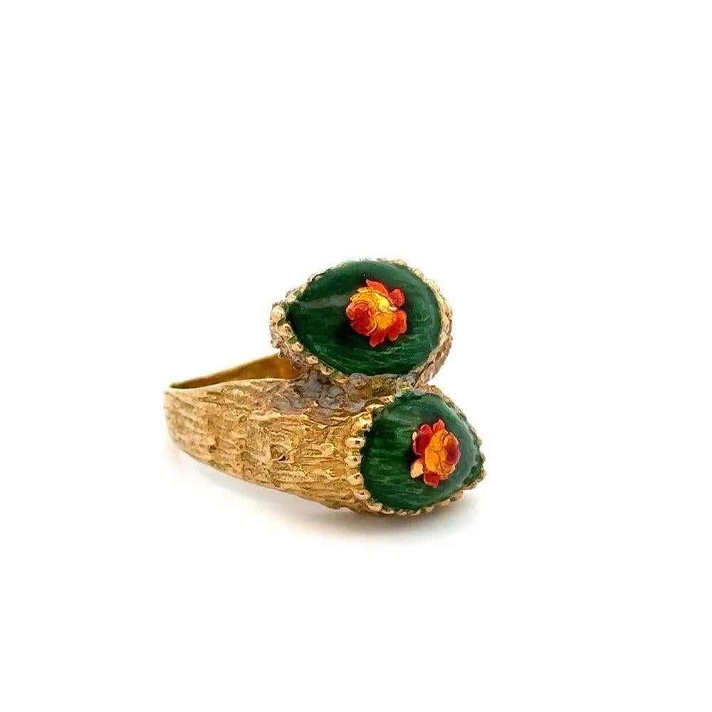 Vintage Mid Century Modern Enamel Flower Gold Moi et Toi Crossover Bypass Ring In Excellent Condition For Sale In Montreal, QC