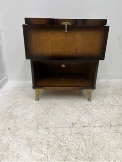 Vintage Mid-Century Modern End Table Stand
